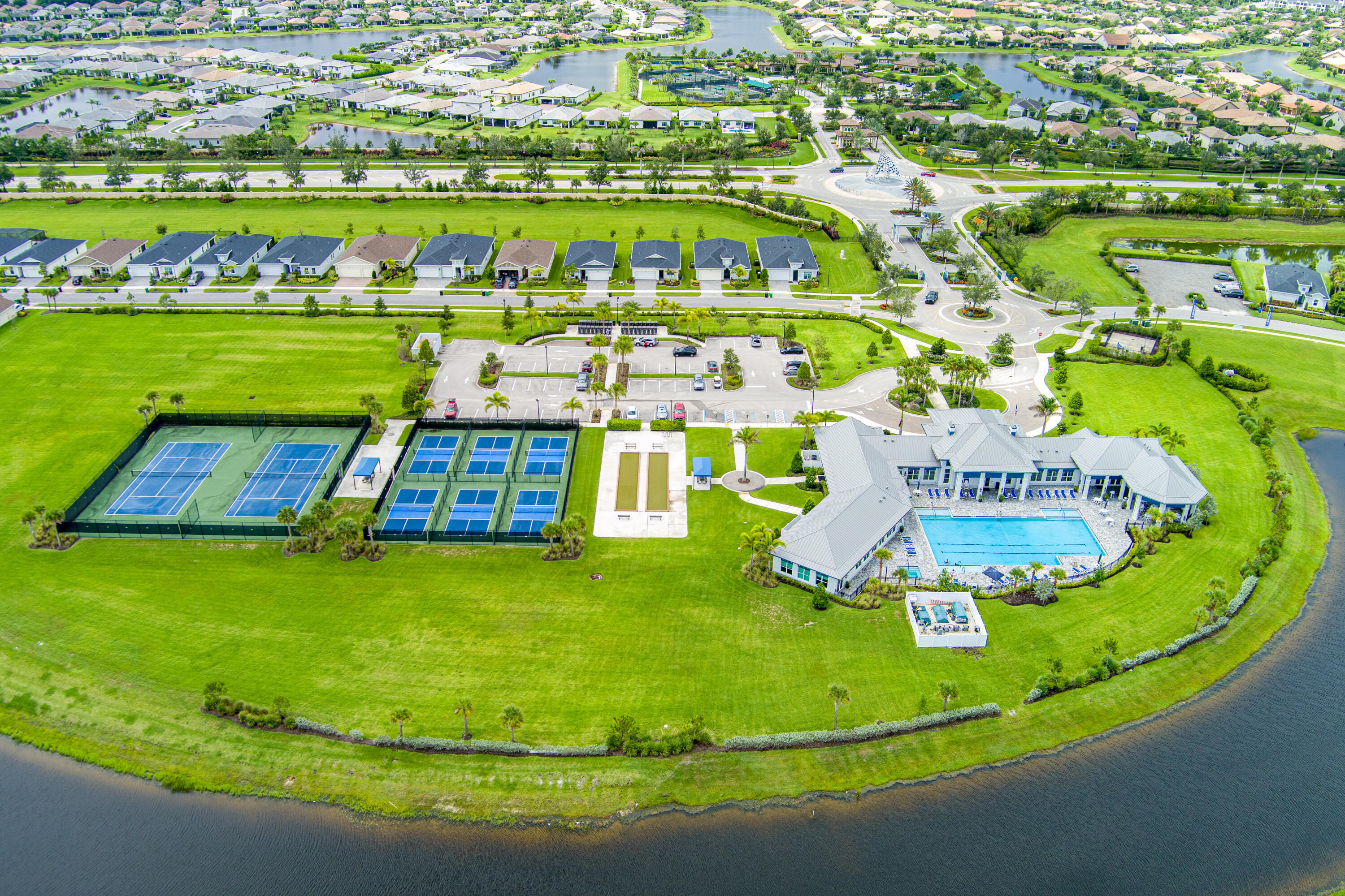 REPLAT OF VERANDA PRESERVE EAST - Residential