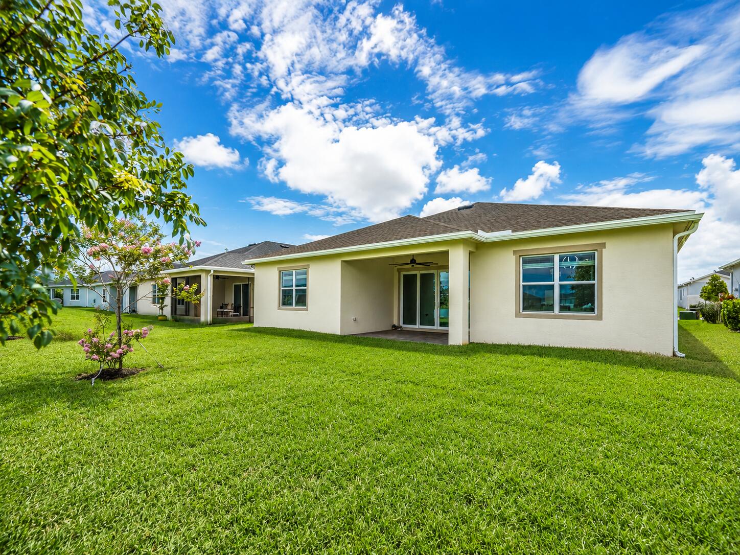 REPLAT OF VERANDA PRESERVE EAST - Residential
