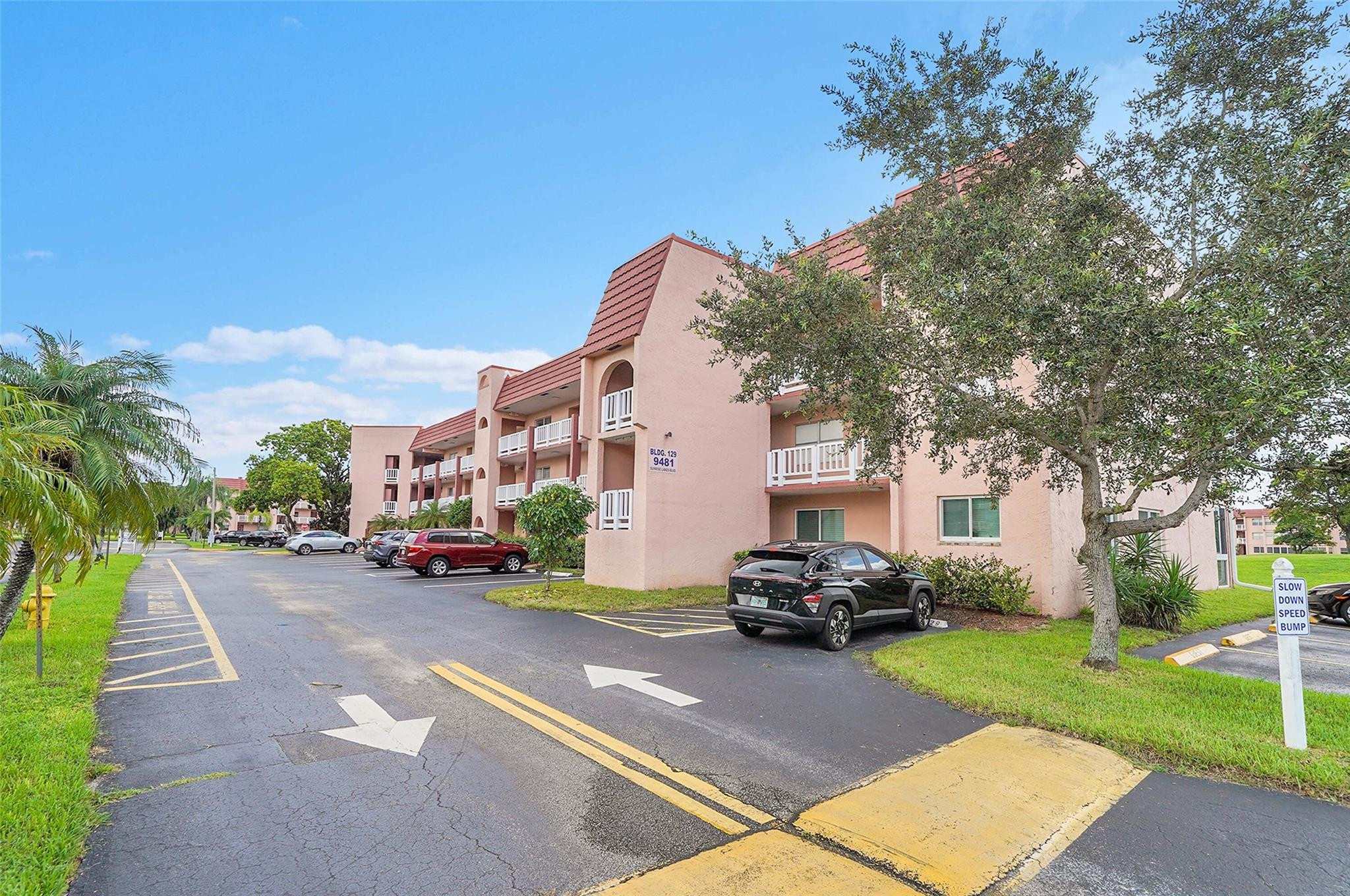 SUNRISE LAKES PHASE IV - Residential