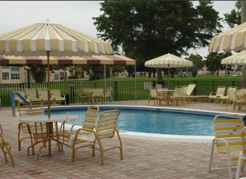 SUNRISE LAKES PHASE IV - Residential