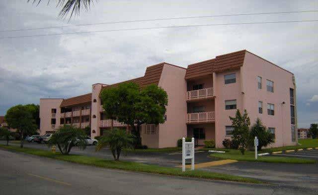SUNRISE LAKES PHASE IV - Residential