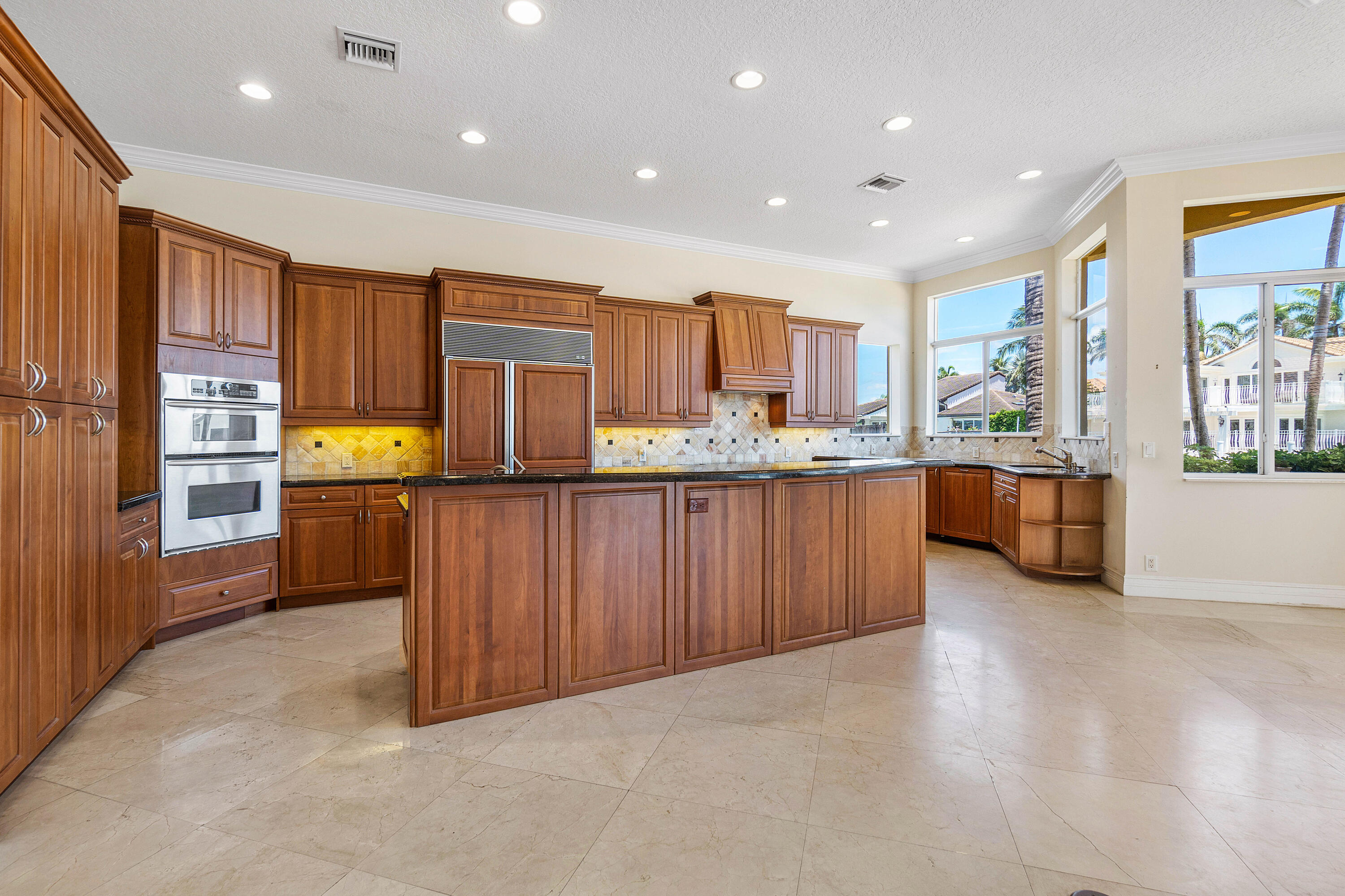 BOCA BAY COLONY - Residential
