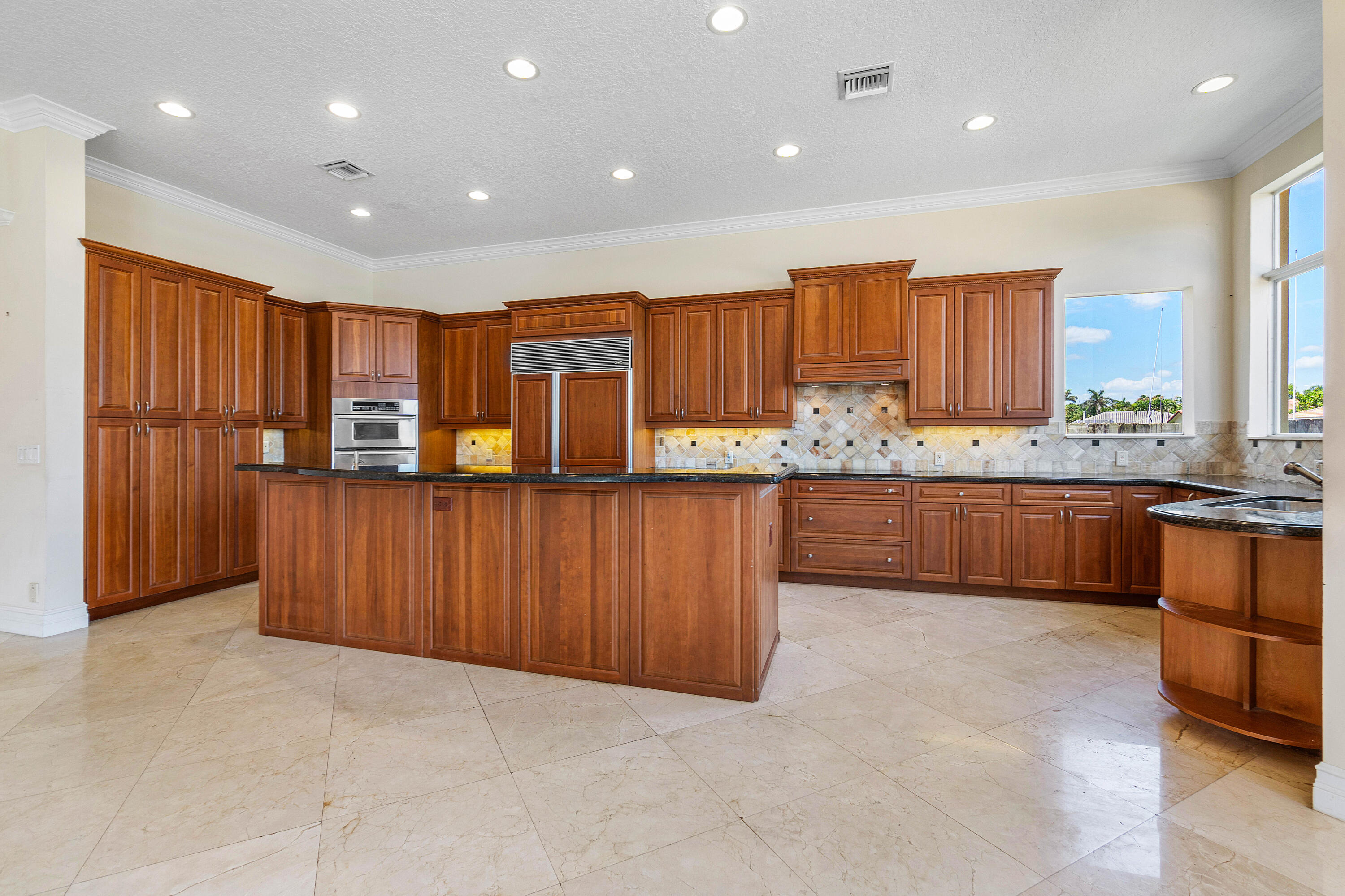 BOCA BAY COLONY - Residential