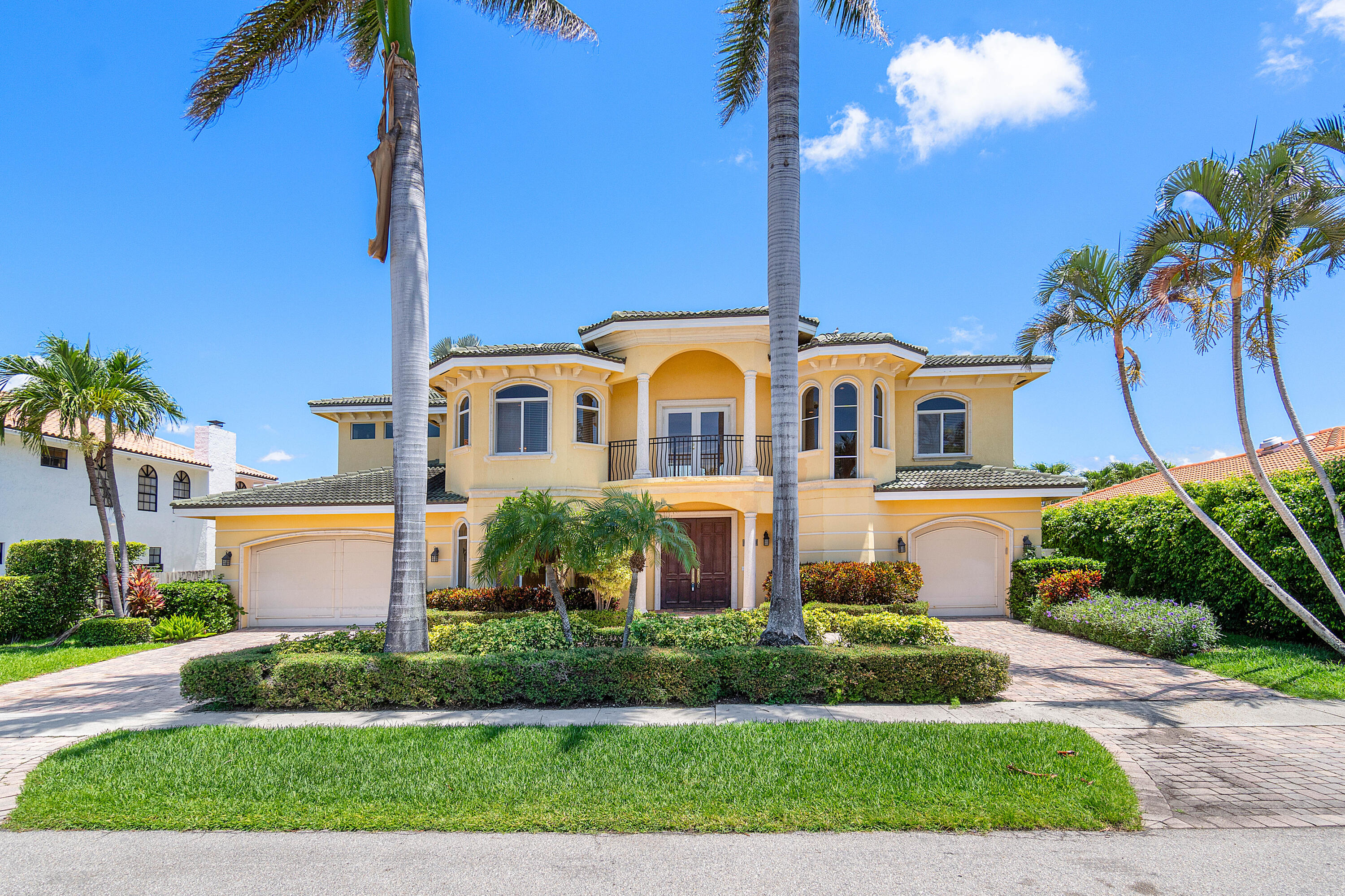 BOCA BAY COLONY - Residential