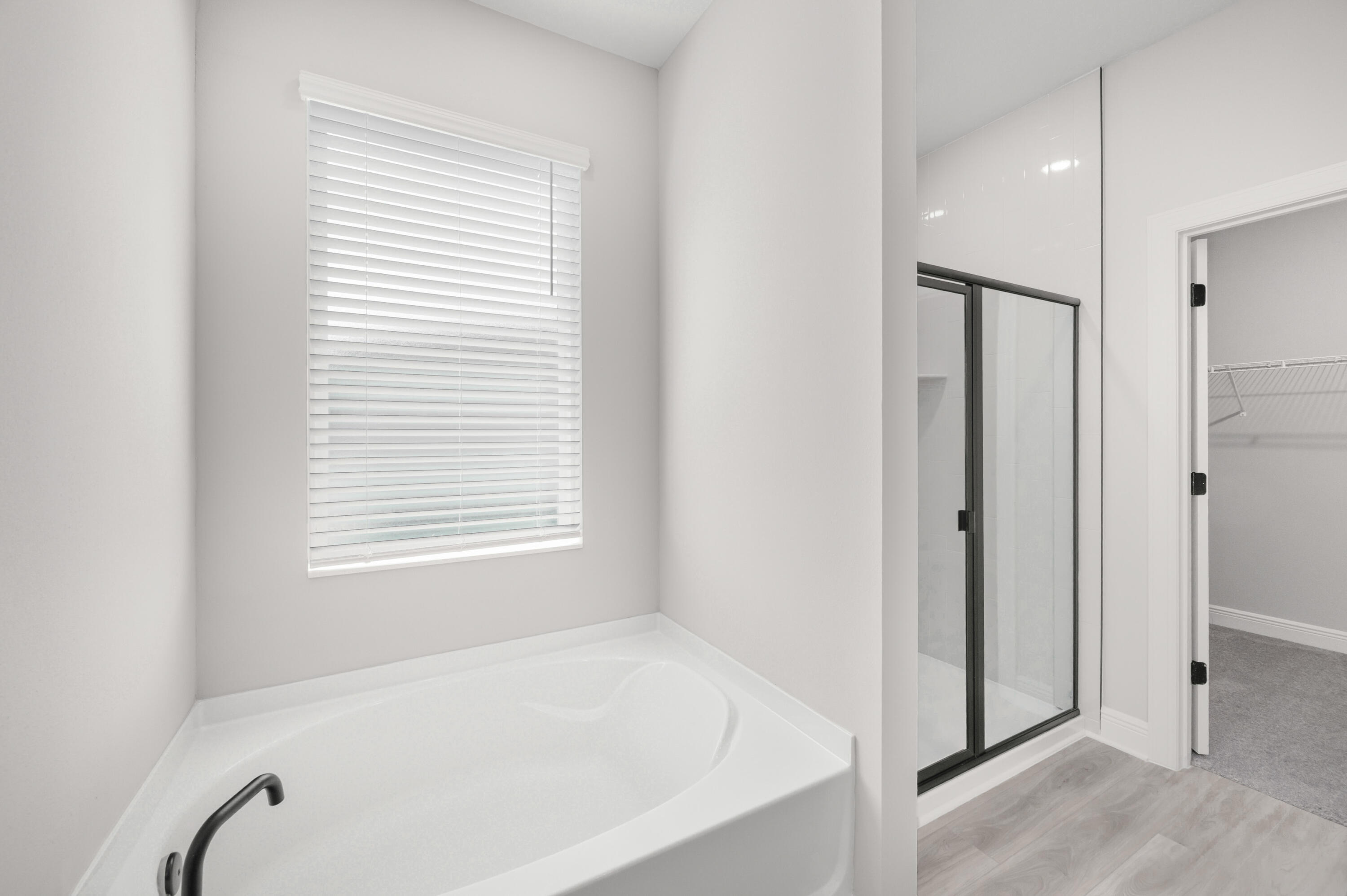 VERO LAKE ESTATES UNIT Q - Residential