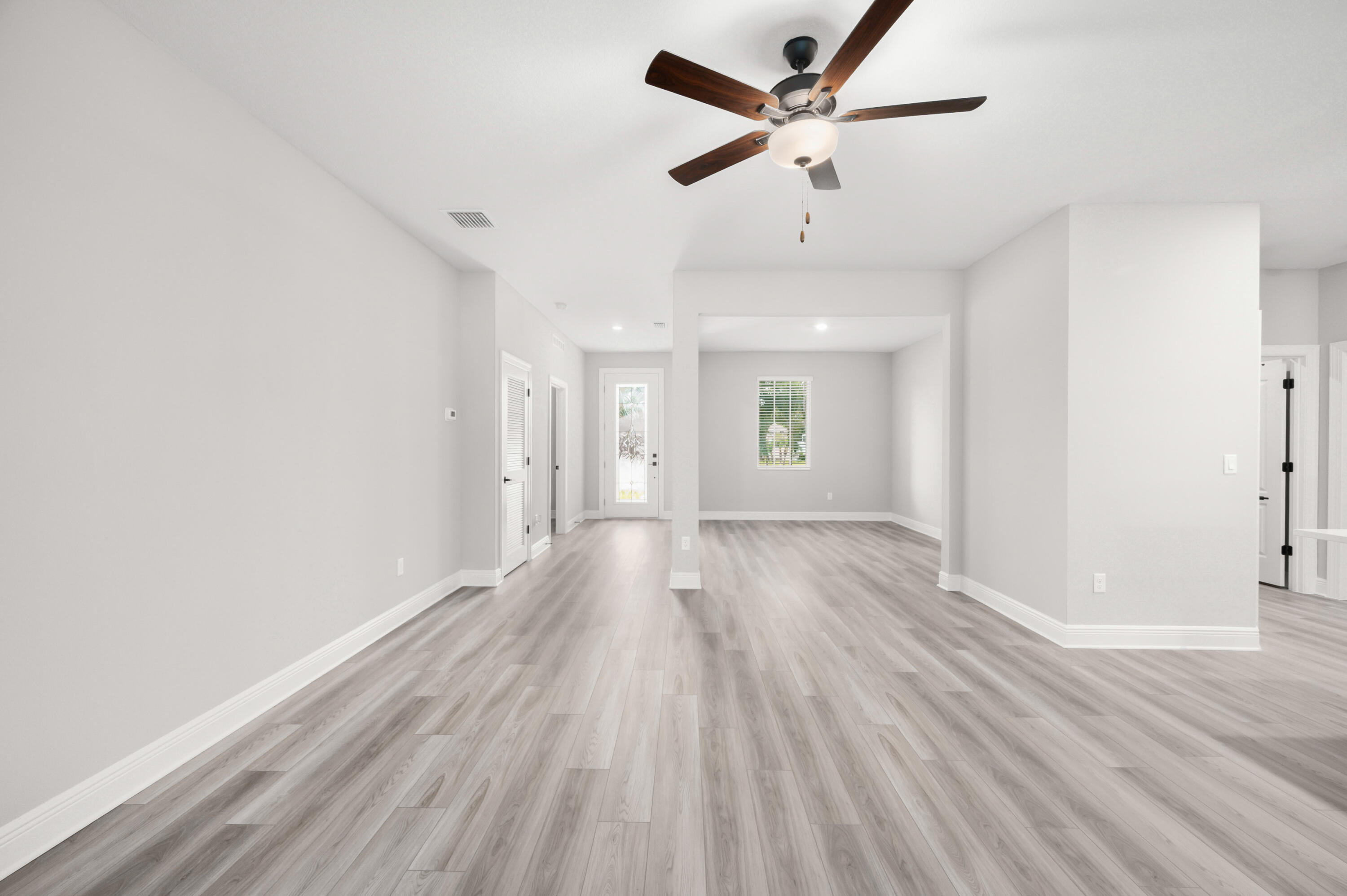 VERO LAKE ESTATES UNIT Q - Residential