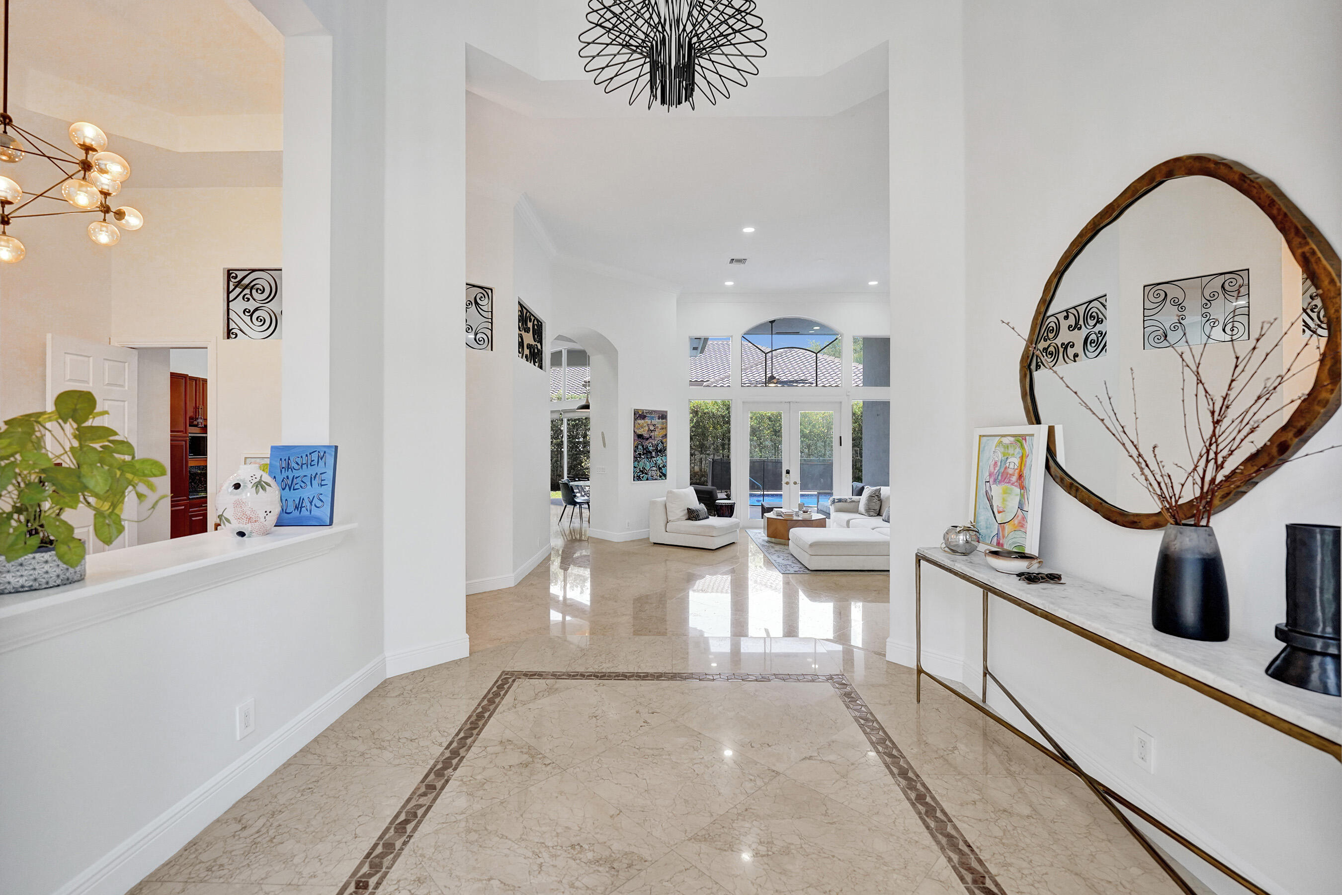 HOLLYWOOD OAKS - Residential