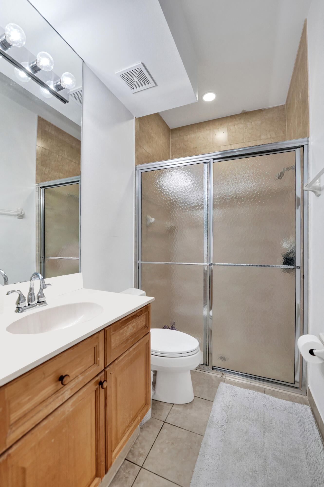 HOLLYWOOD OAKS - Residential