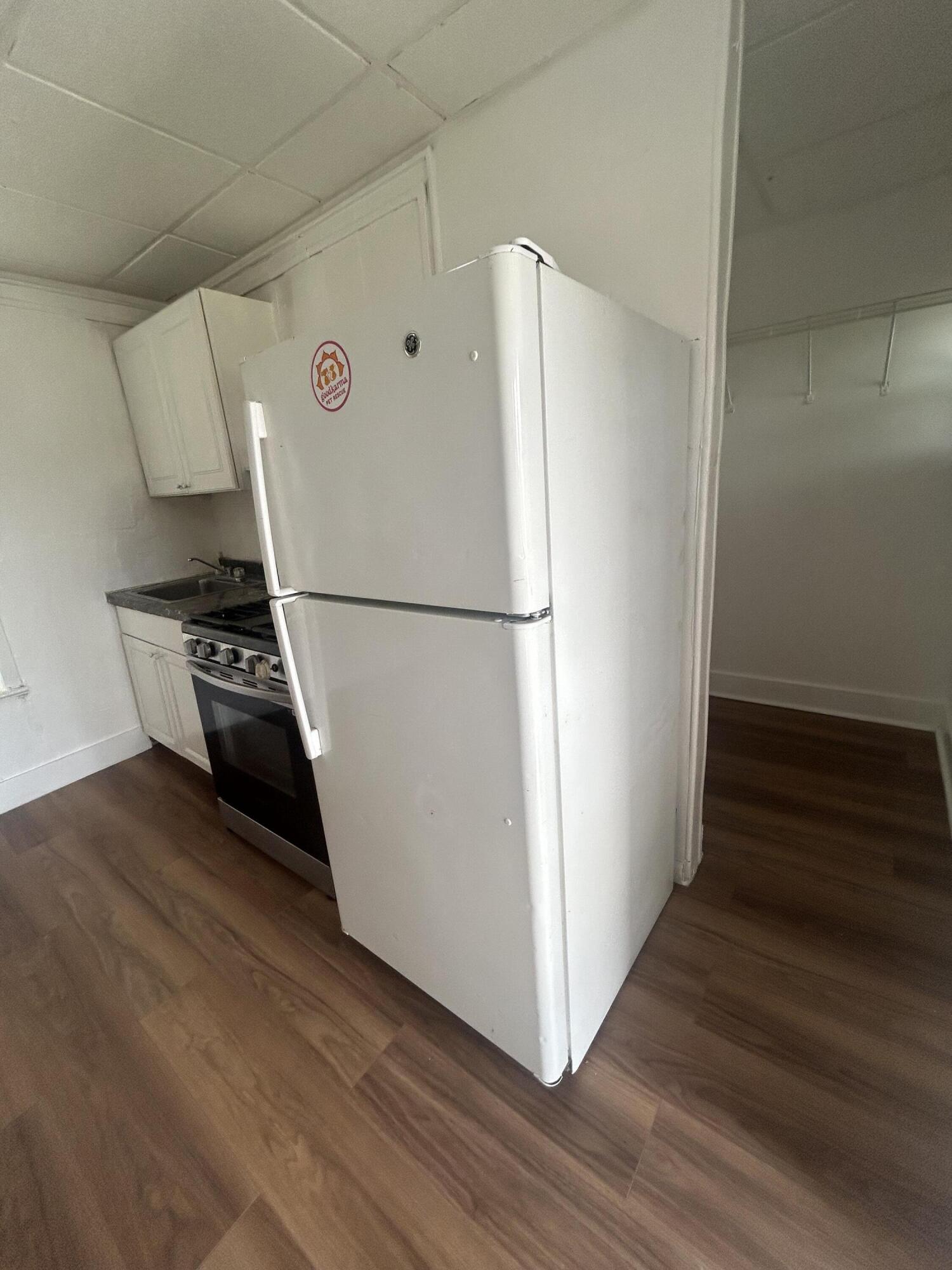 NORTH HOLLYWOOD - Residential Lease