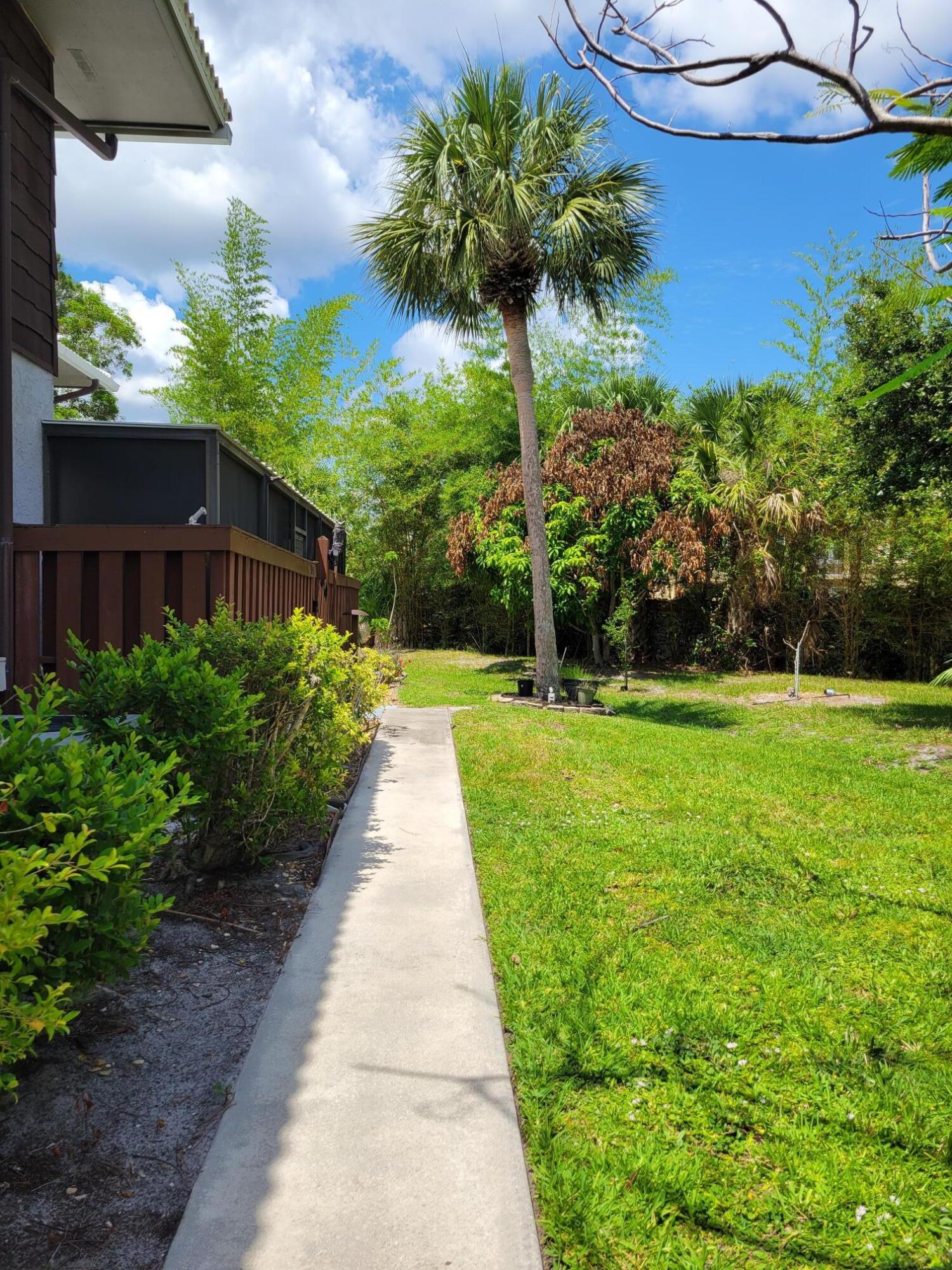 CAMELOT GARDENS PHASES 1 THRU 11 - Residential