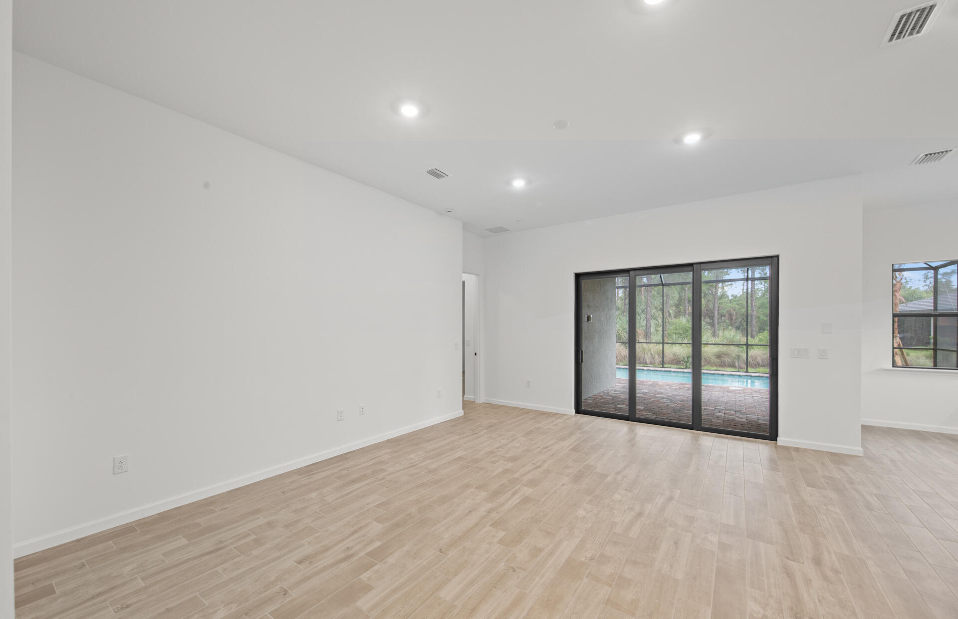 TERRENO AT VALENCIA G&CC PH 3 AND COUNTRY CLUB PH3 - Residential