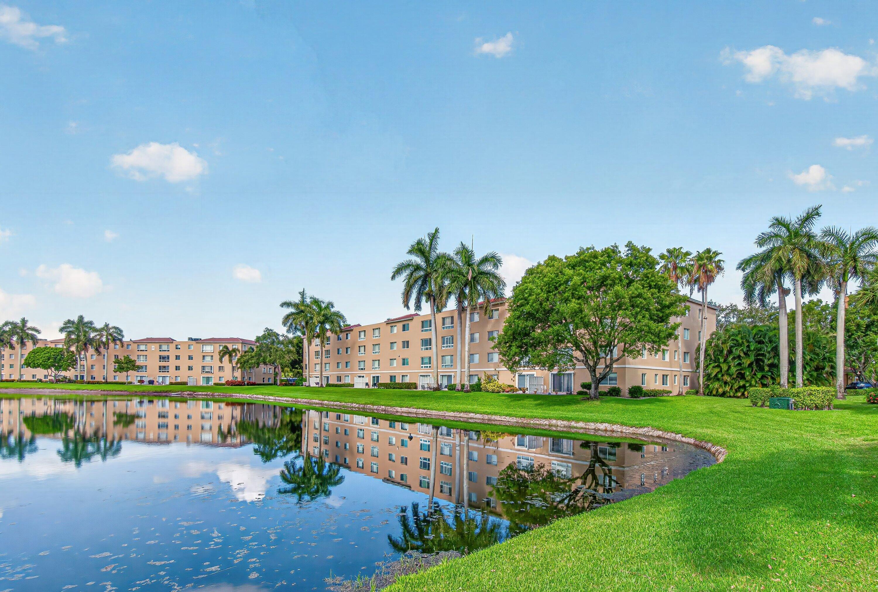 CORAL LAKES - Residential