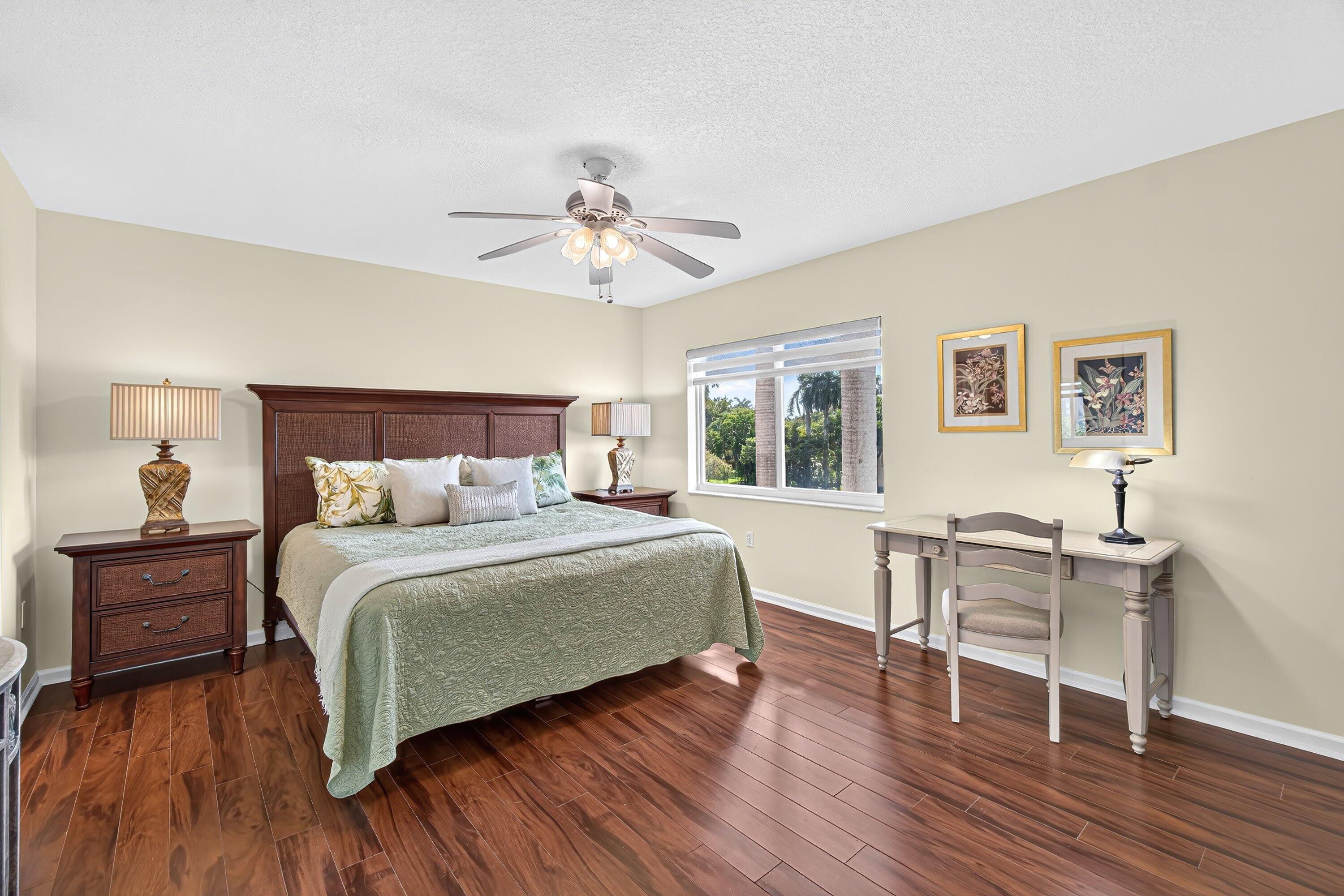 CORAL LAKES - Residential