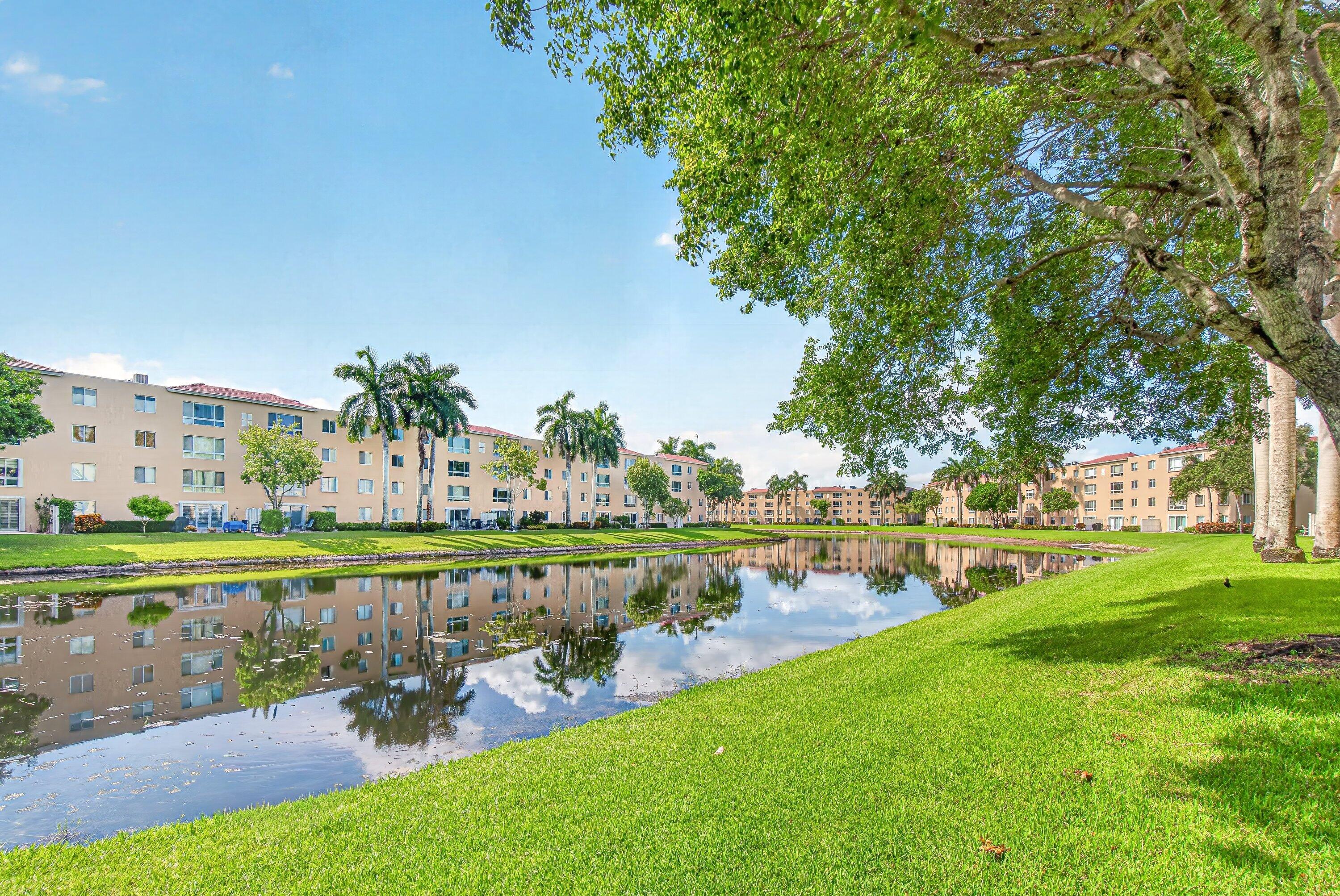 CORAL LAKES - Residential