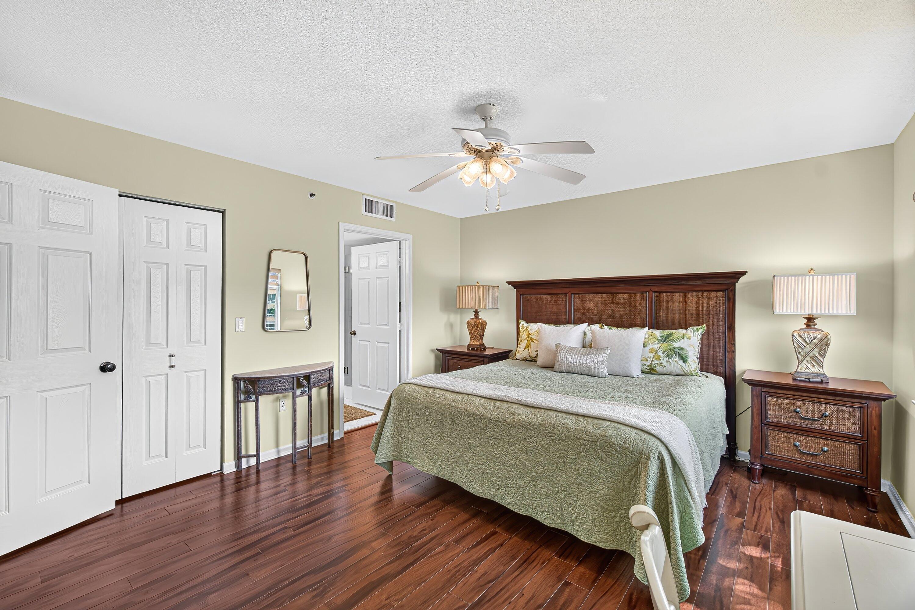 CORAL LAKES - Residential