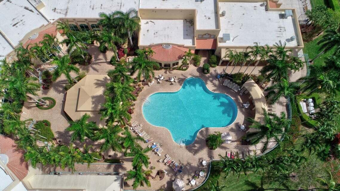 CORAL LAKES - Residential