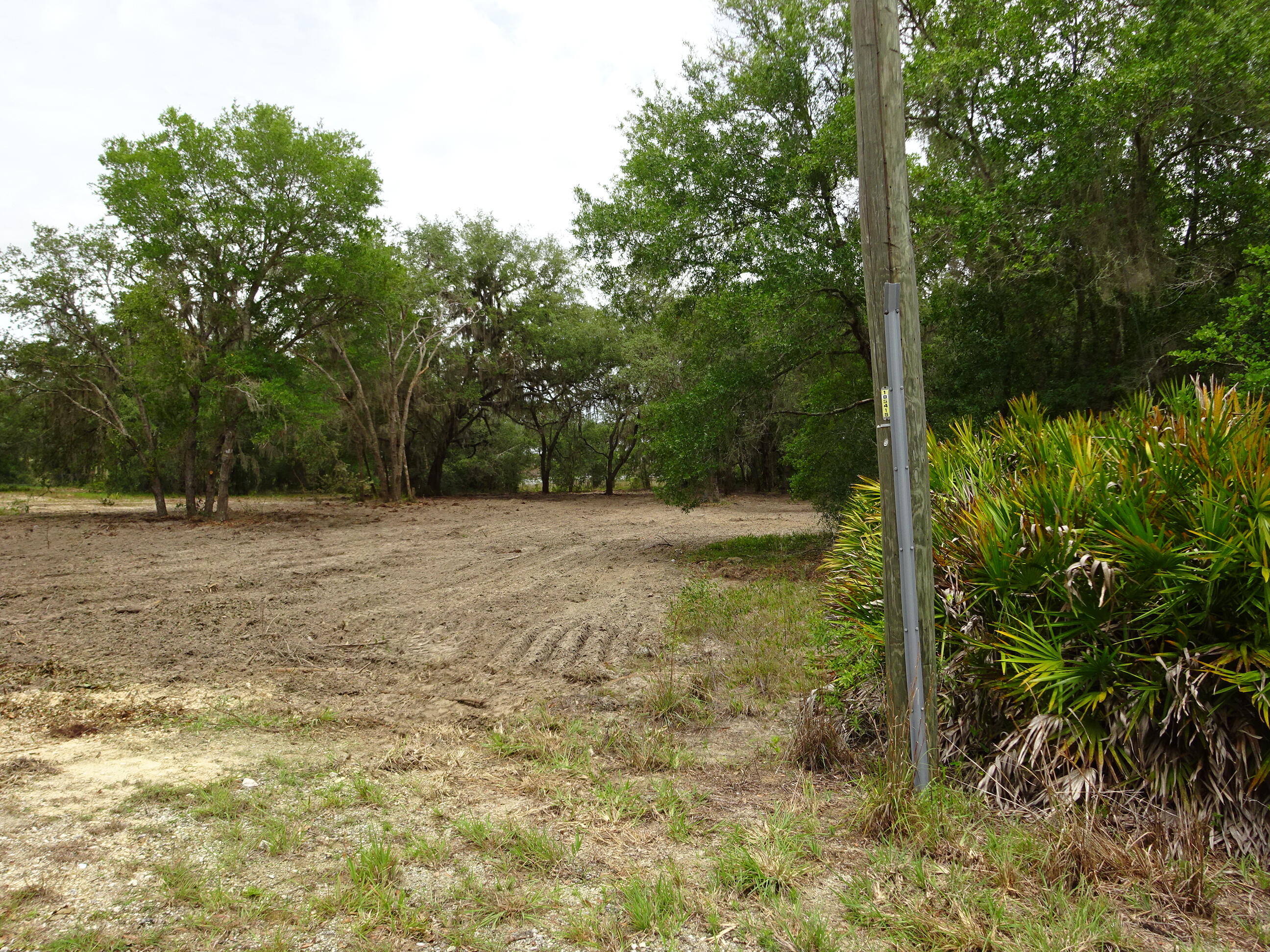 RAINBOW LAKES ESTATES SEC L - Land