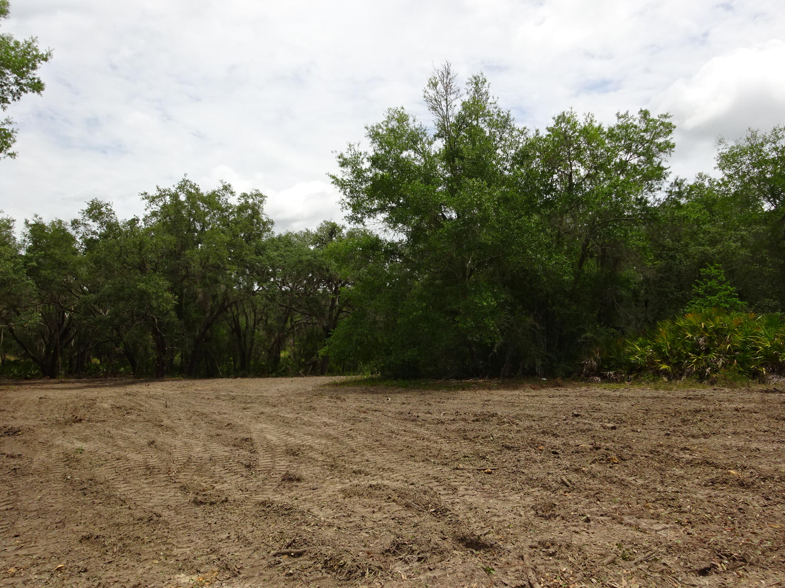 RAINBOW LAKES ESTATES SEC L - Land