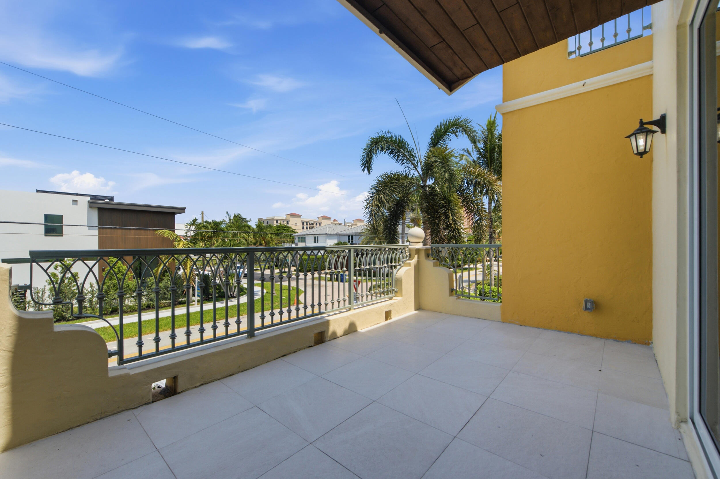 Lauderdale Beach Estates - Residential
