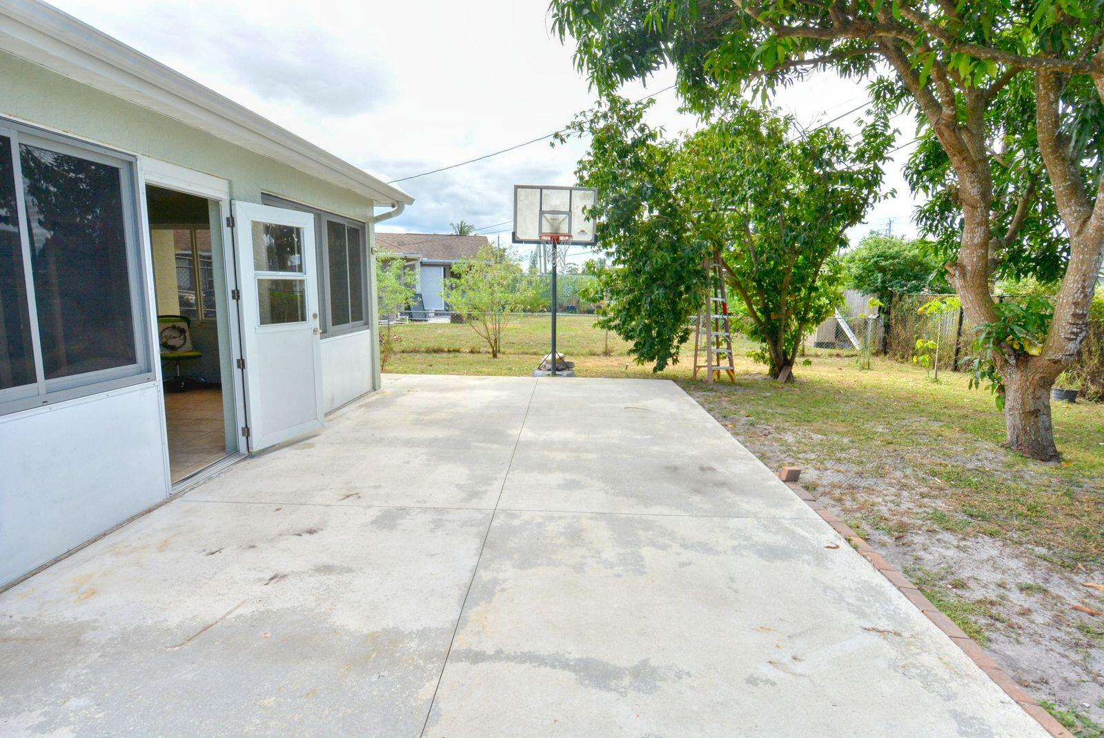 RIVER PARK UNIT 1 - Residential