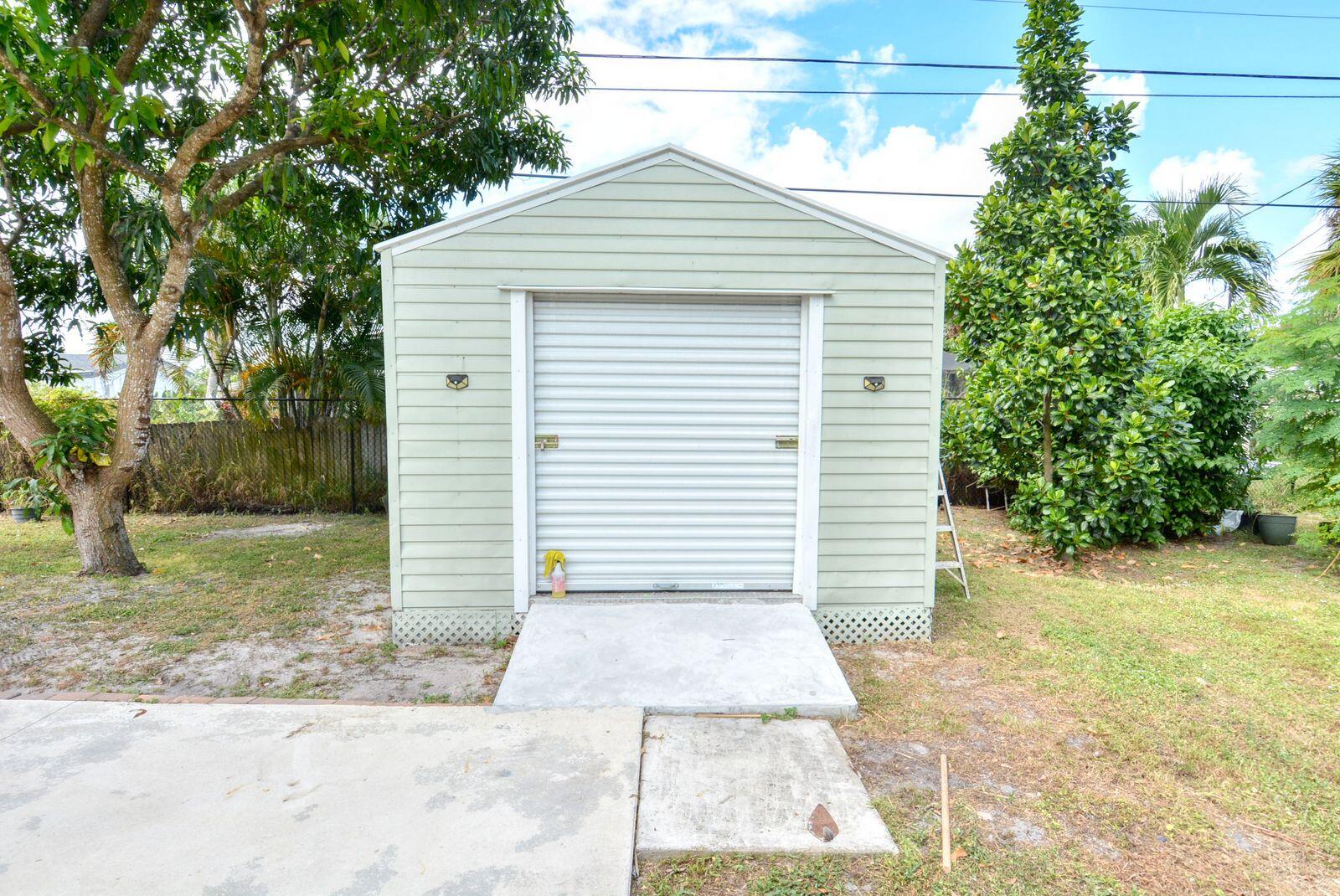 RIVER PARK UNIT 1 - Residential