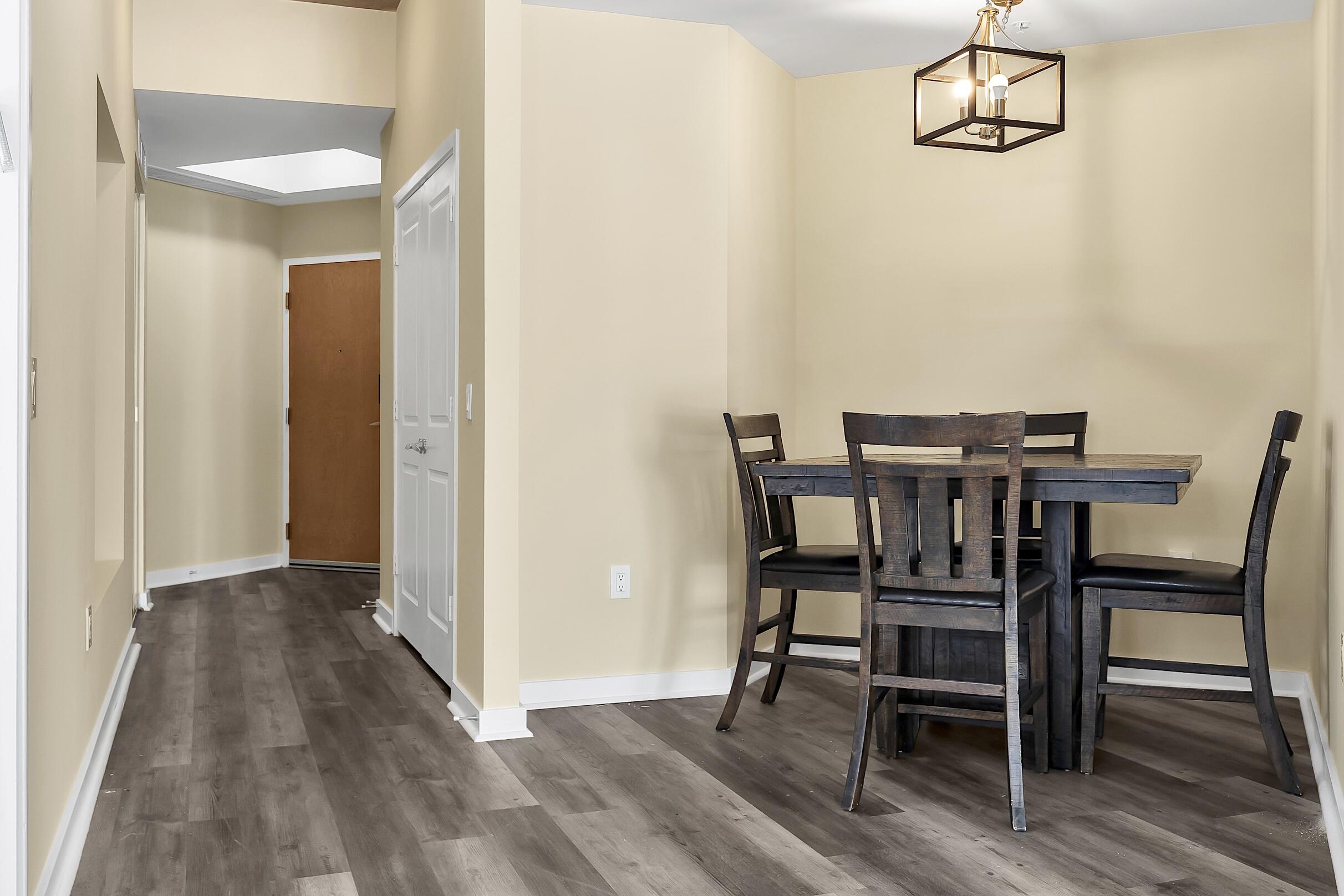 EDGE CONDO - Residential