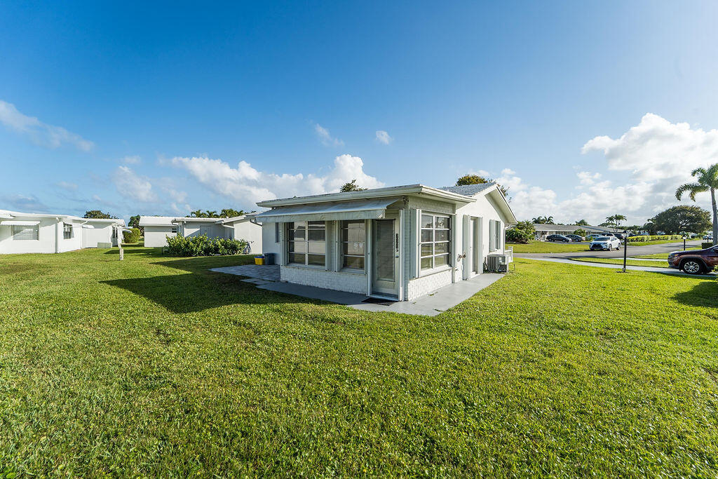 PALM BEACH LEISUREVILLE SEC 8 - Residential