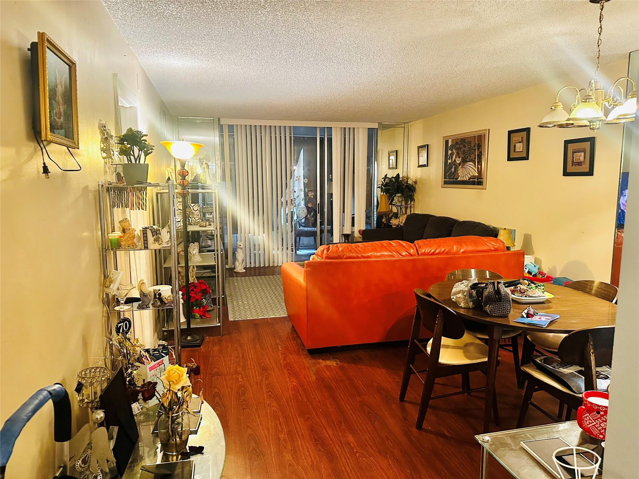 CYPRESS CHASE CONDO NO. 5 - Residential