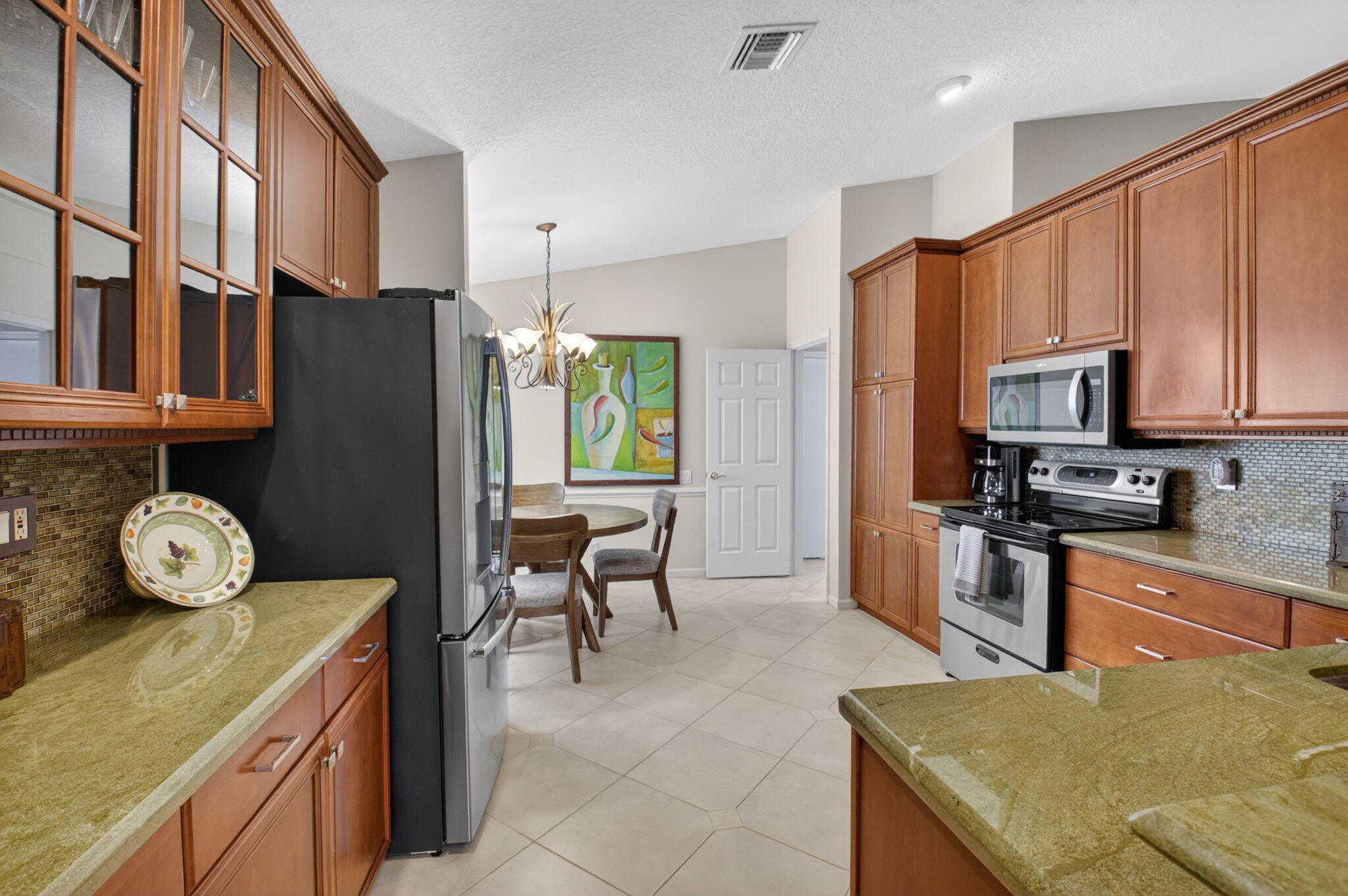CASCADE LAKES - Residential Lease