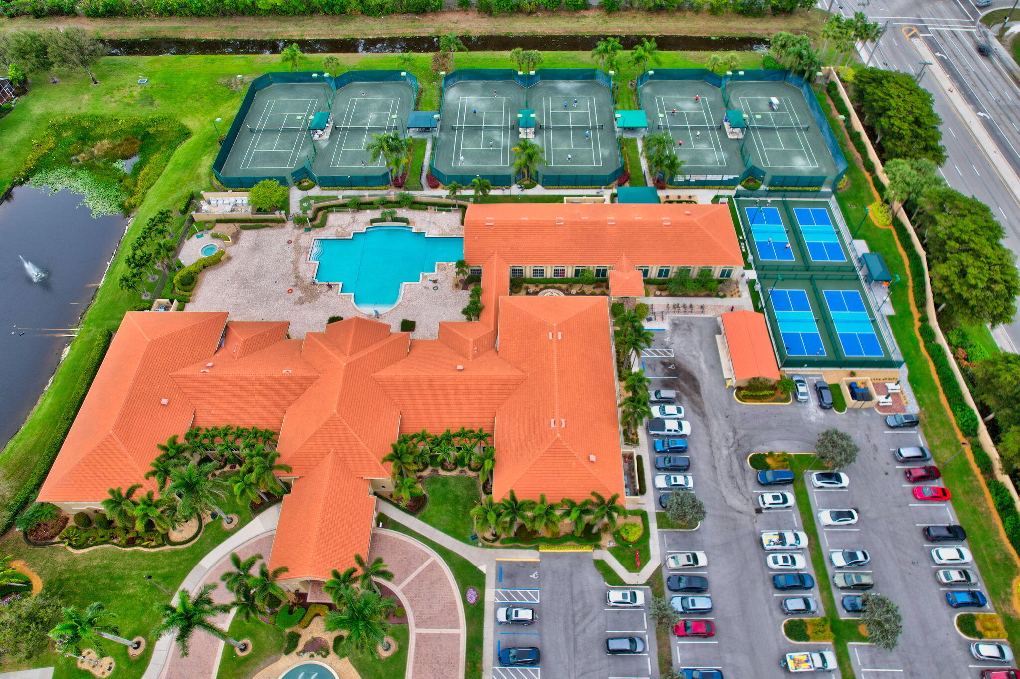 CASCADE LAKES - Residential Lease