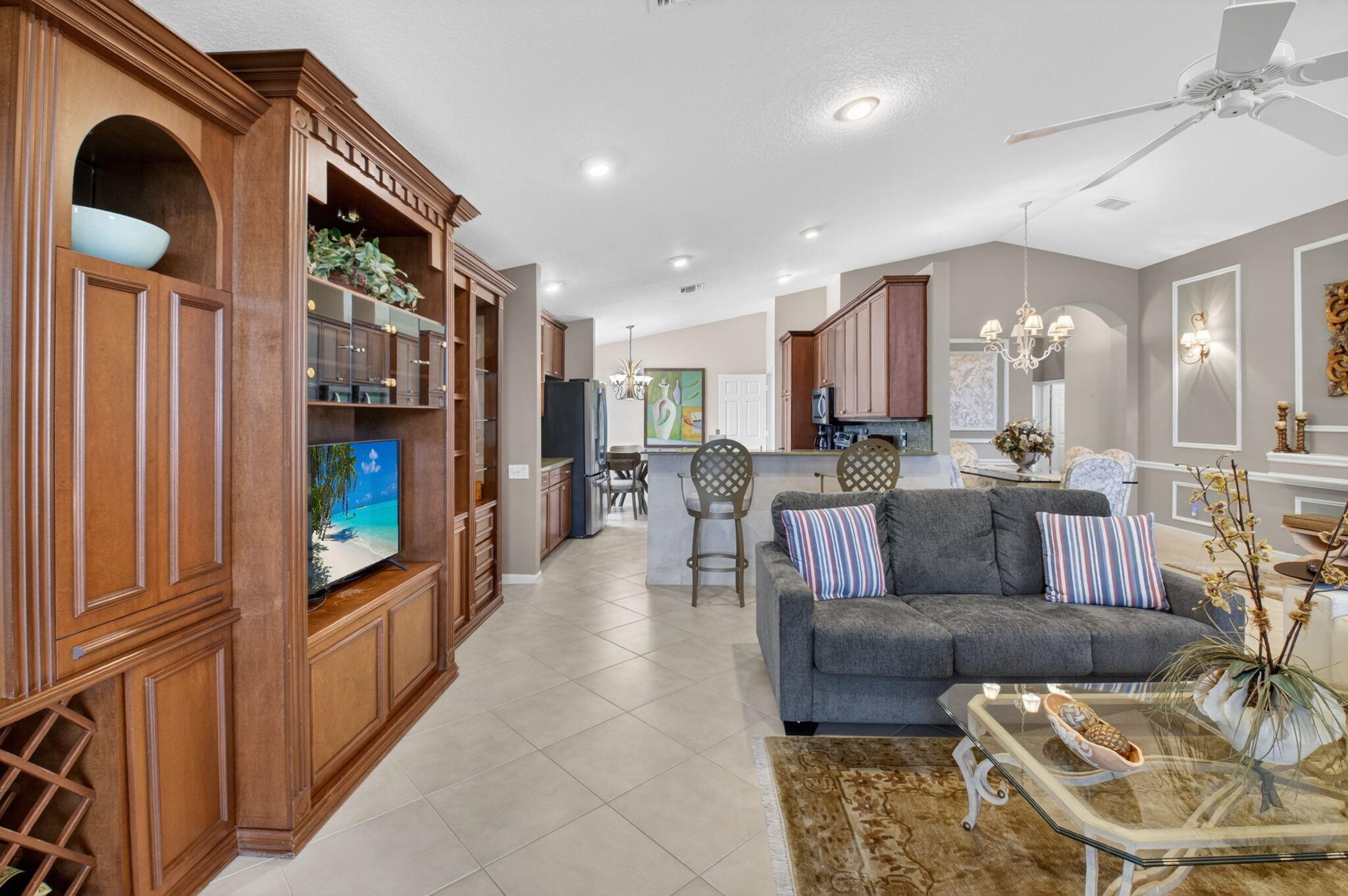 CASCADE LAKES - Residential Lease