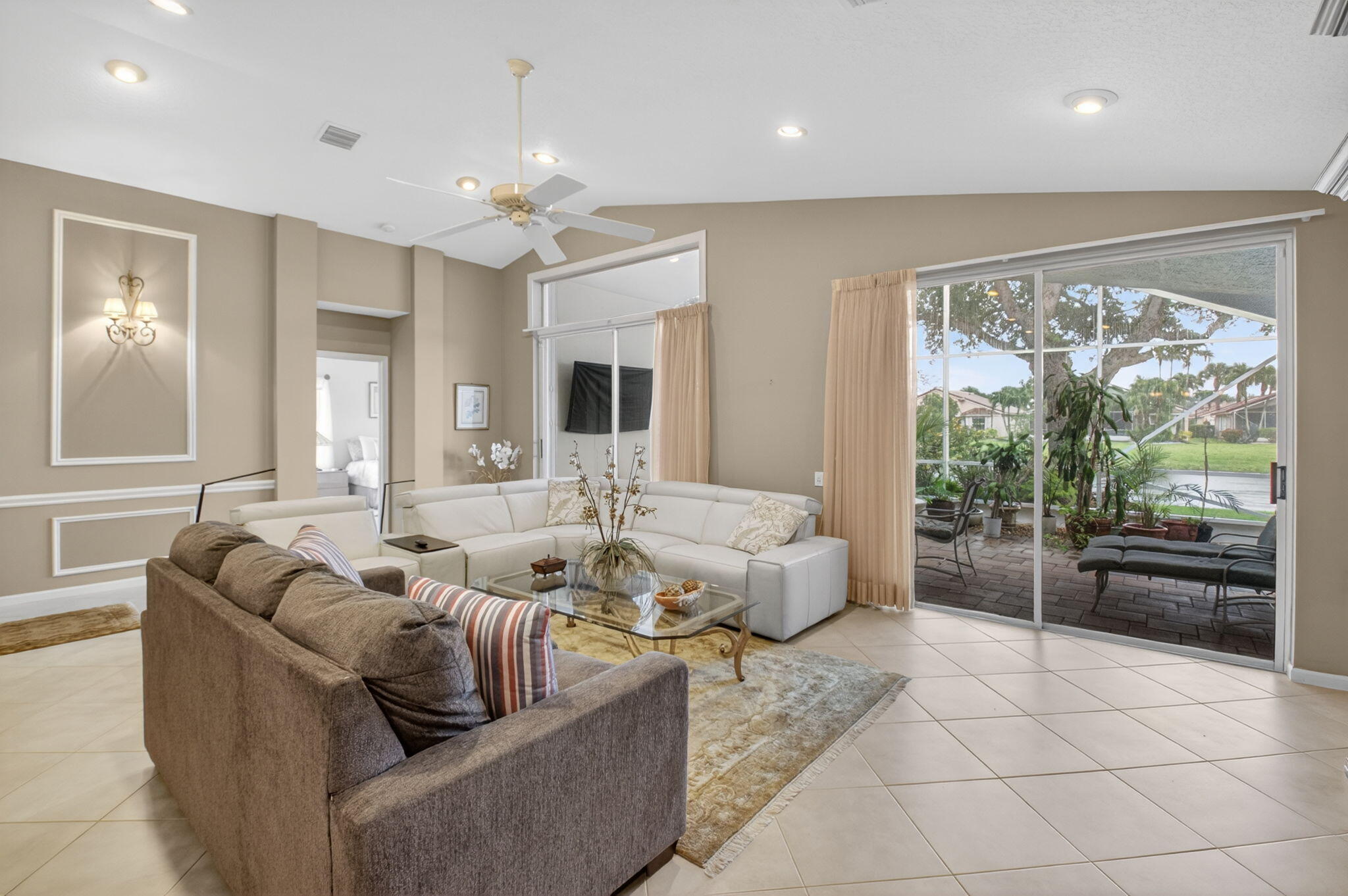 CASCADE LAKES - Residential Lease
