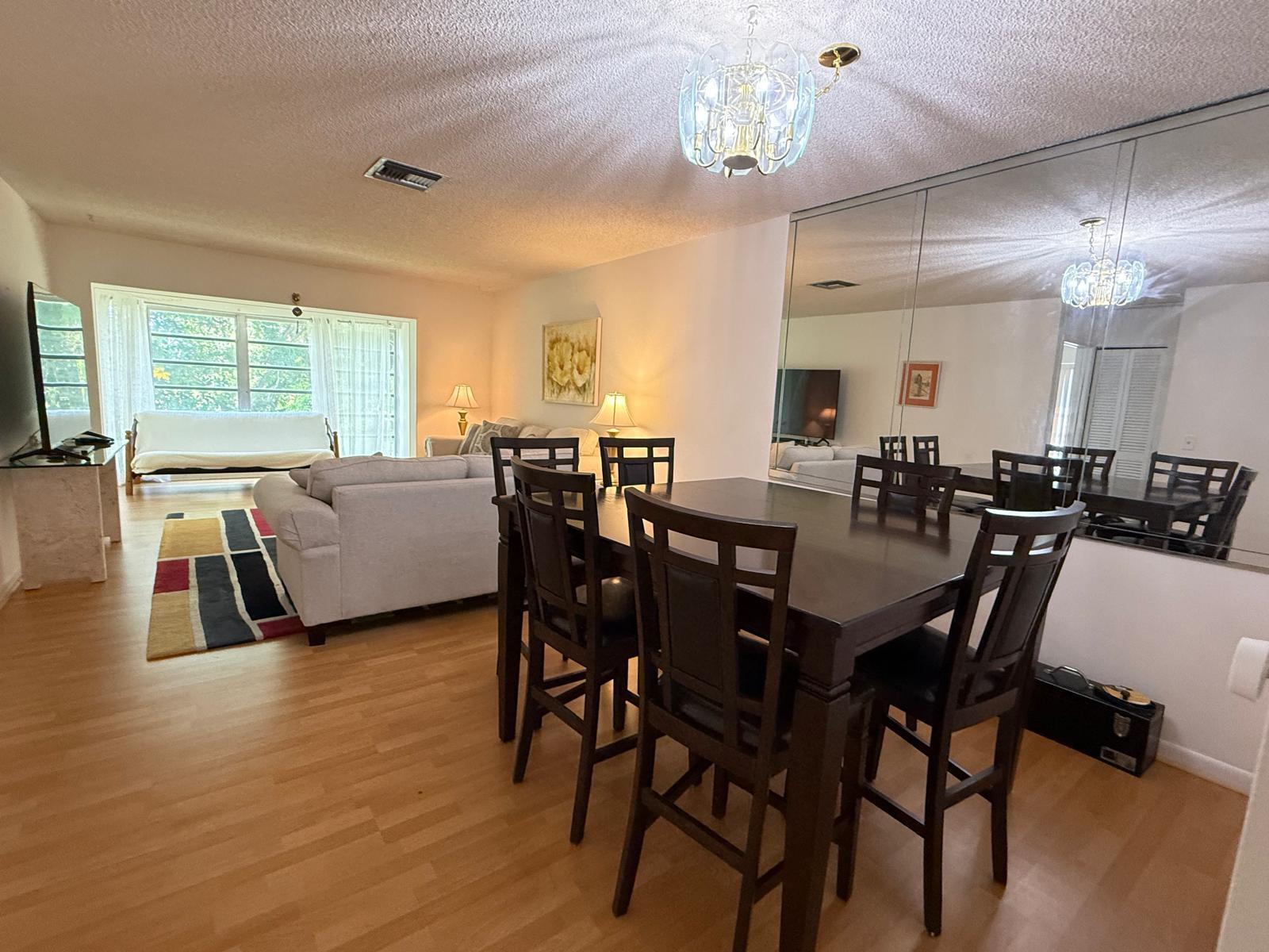 PALM GREENS AT VILLA DEL RAY CONDO II - Residential Lease