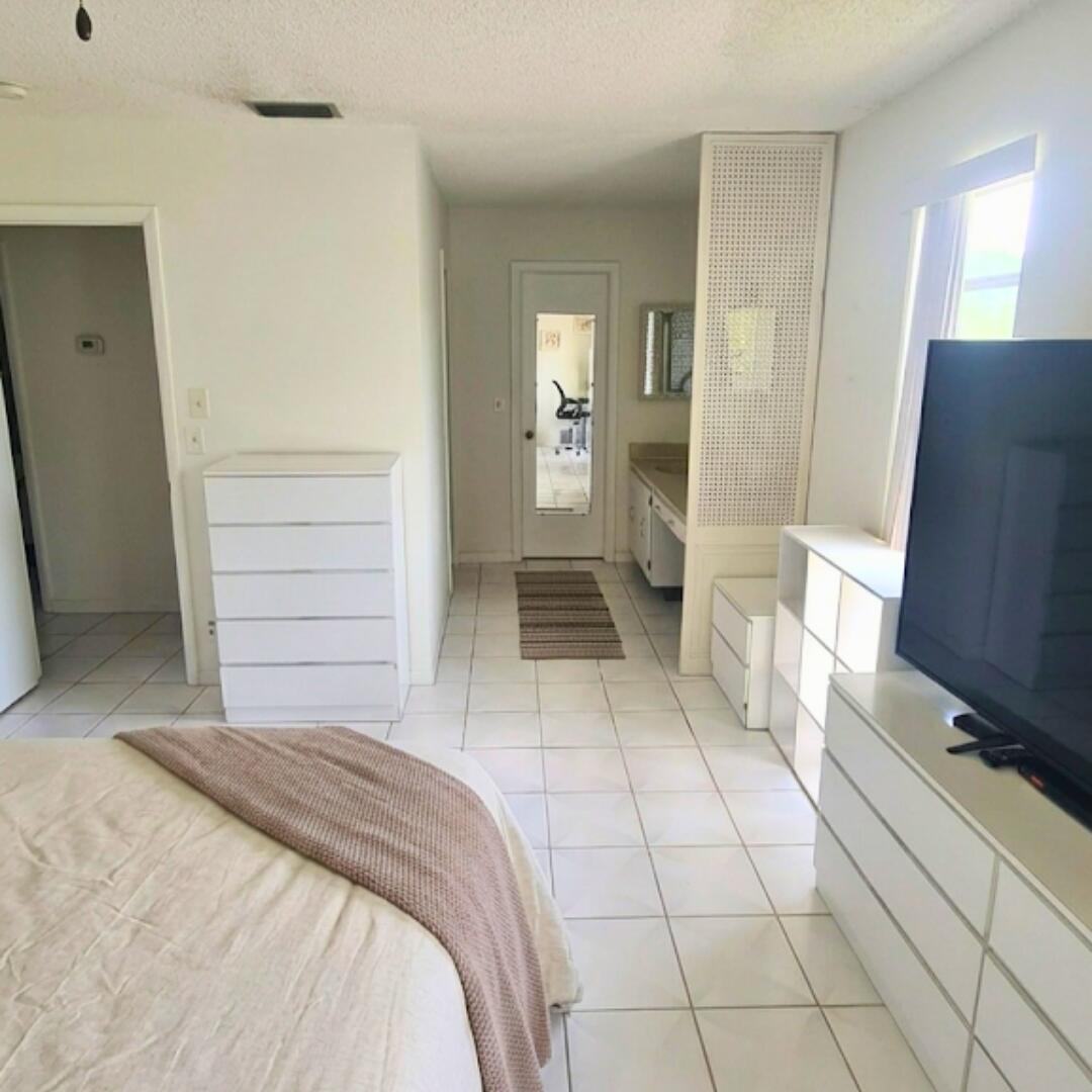 PALM GREENS AT VILLA DEL RAY CONDO II - Residential Lease