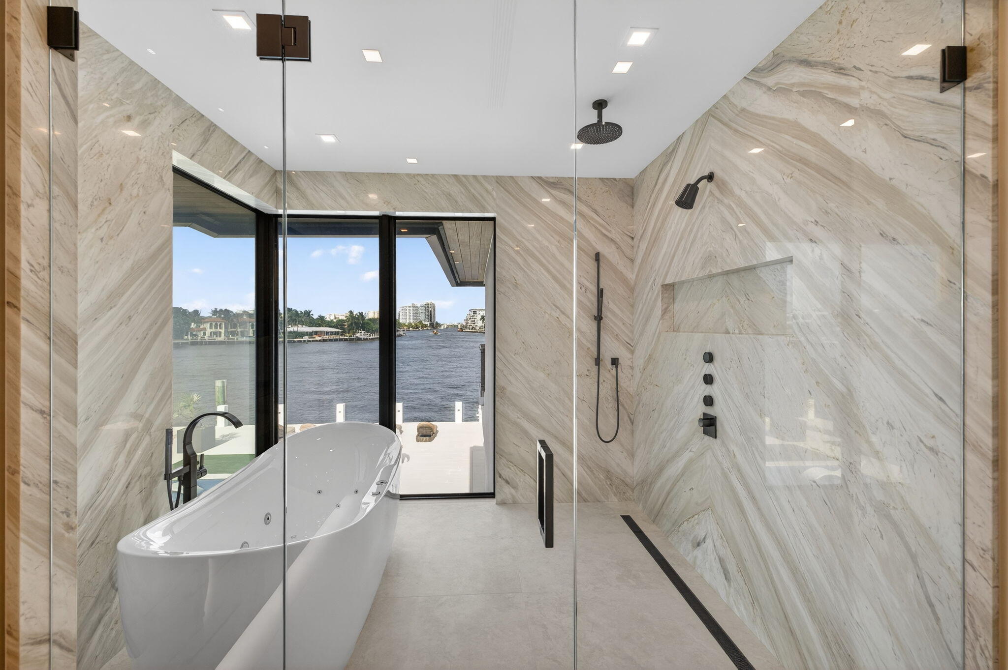 SEA ISLAND - Residential