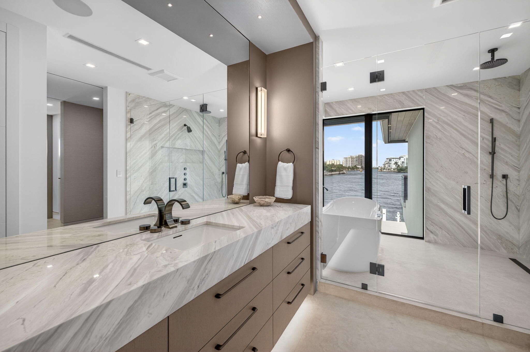 SEA ISLAND - Residential