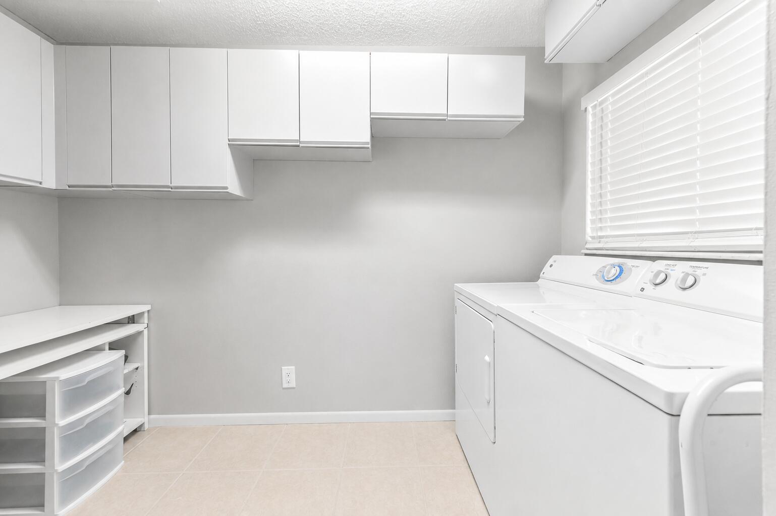 LAKES OF DELRAY - Residential