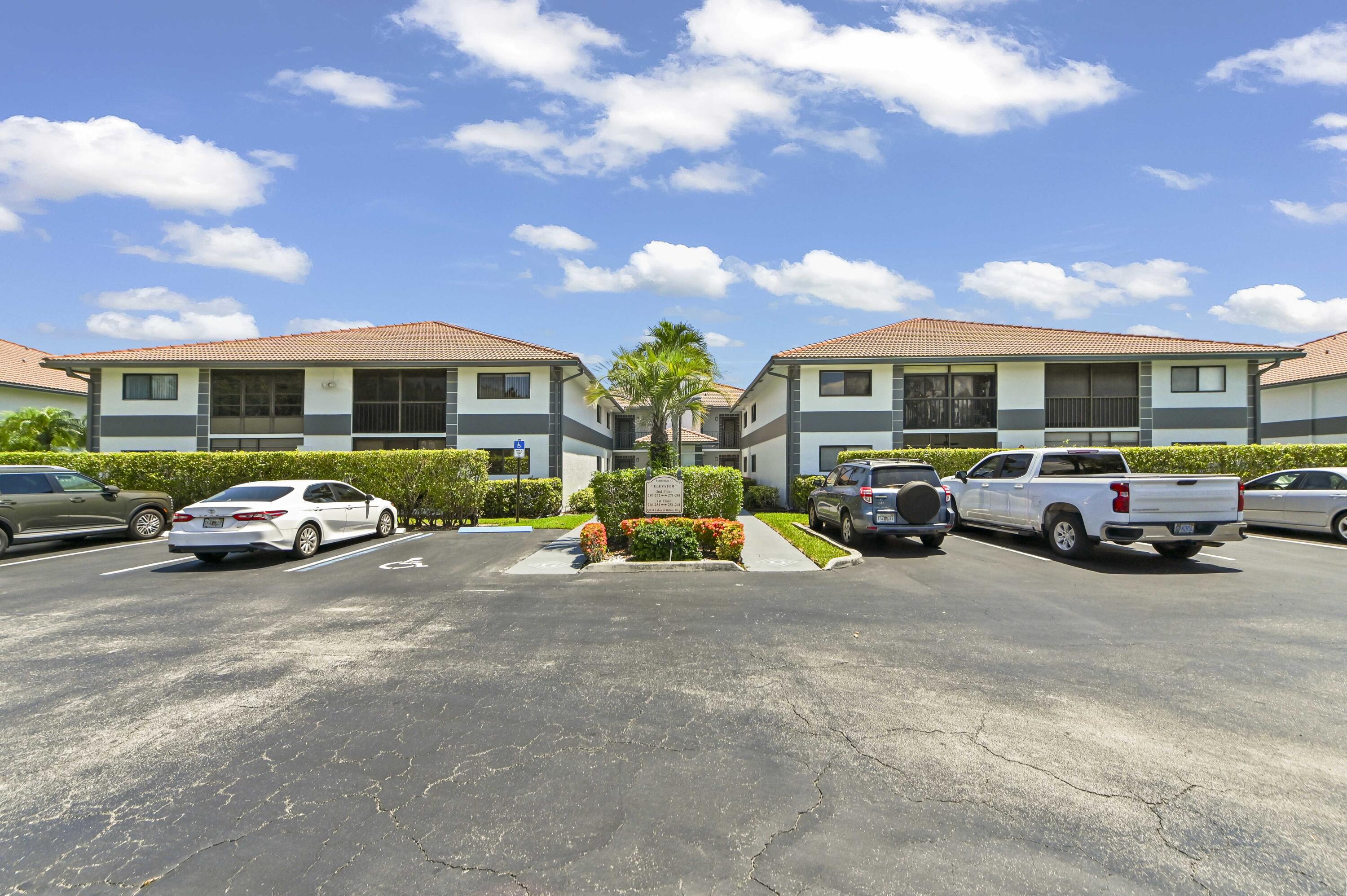 LAKES OF DELRAY - Residential
