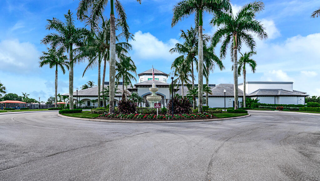 VENETIAN ISLES - Residential