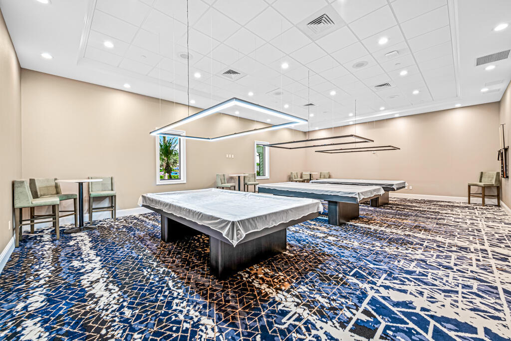 VENETIAN ISLES - Residential