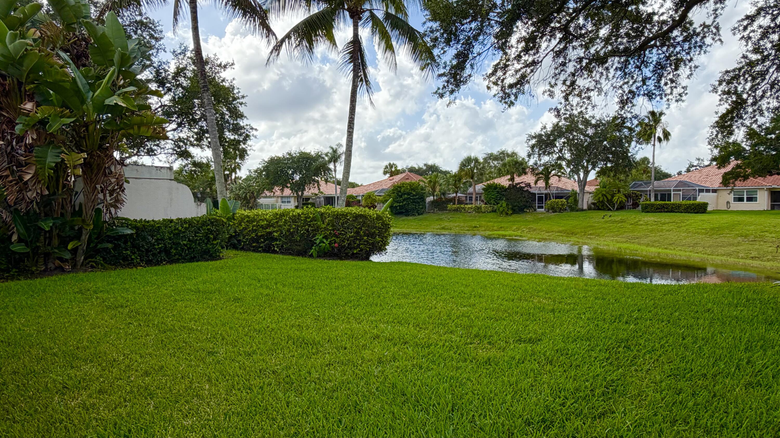 RIVERWALK - Residential