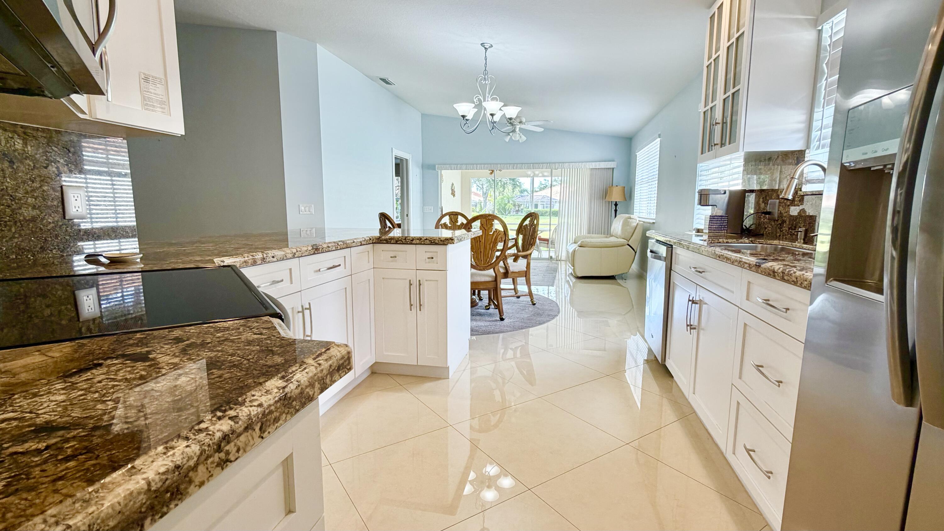 RIVERWALK - Residential
