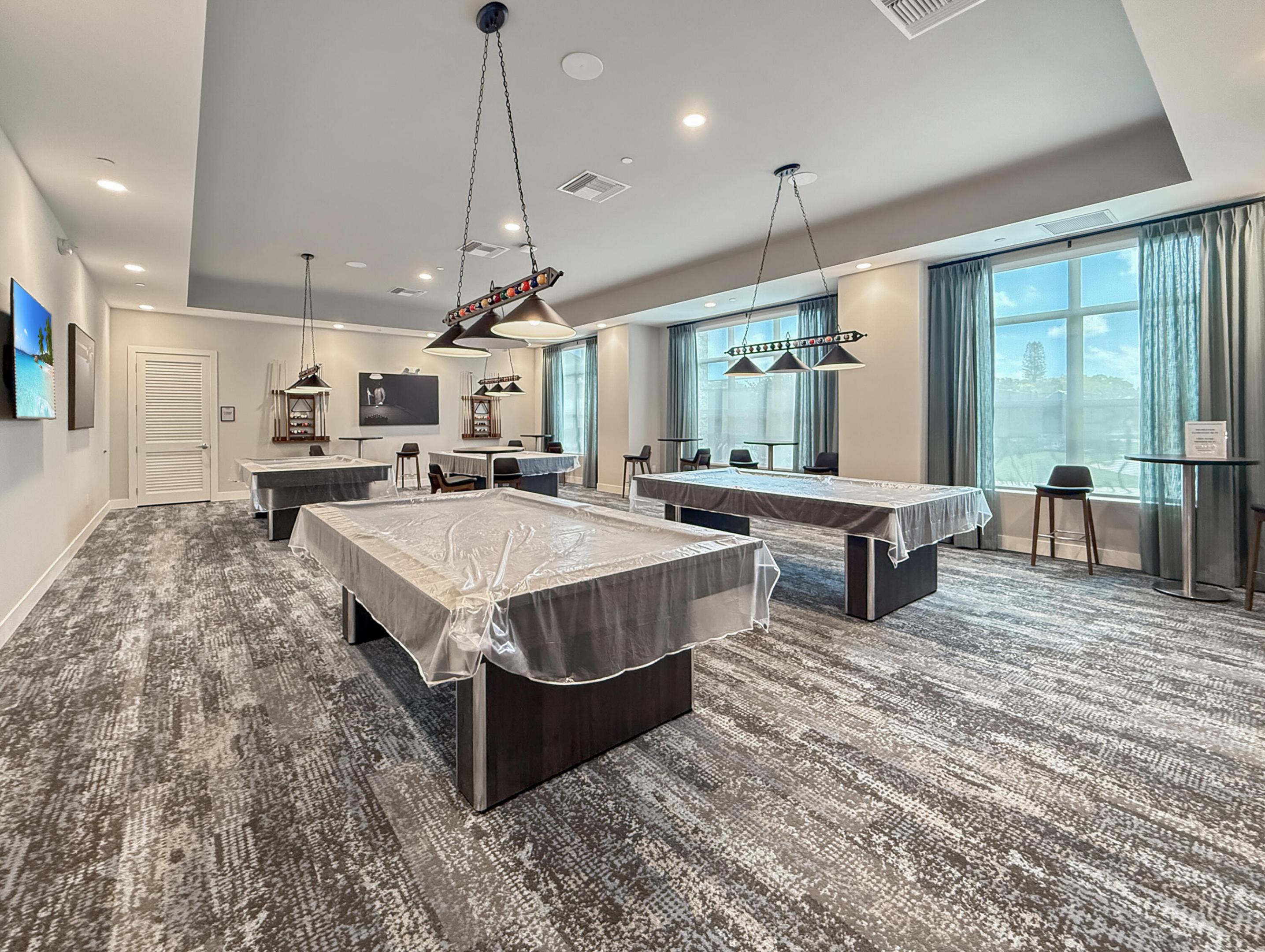 PALM GREENS AT VILLA DEL RAY CONDO II - Residential