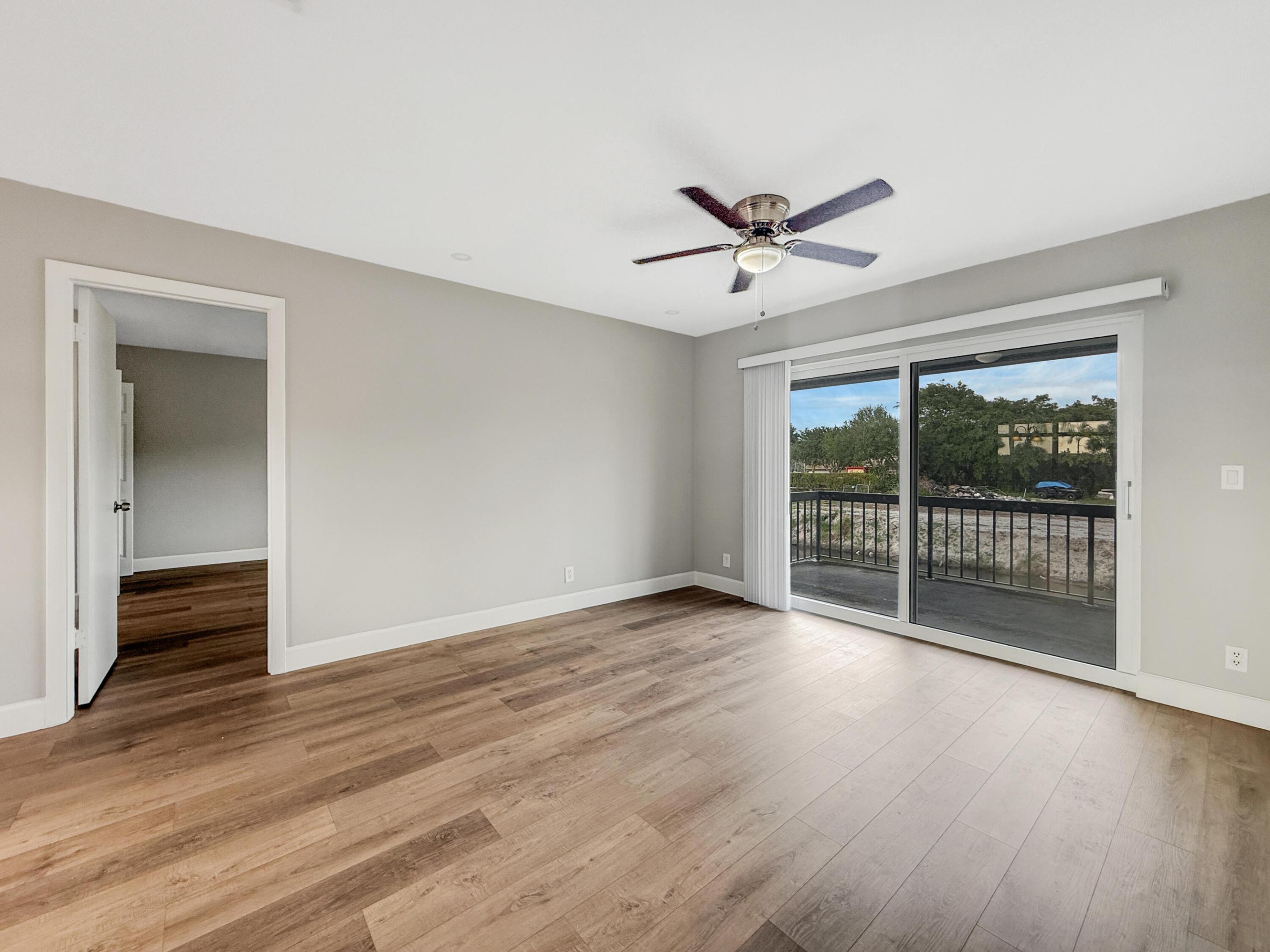PALM GREENS AT VILLA DEL RAY CONDO II - Residential