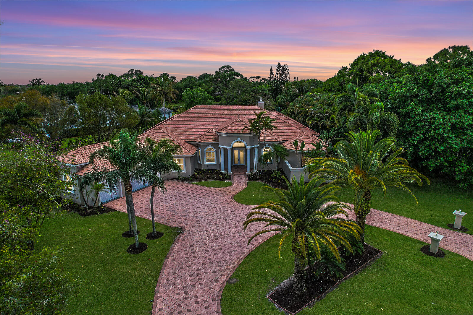 STONEWAL ESTATES - Residential