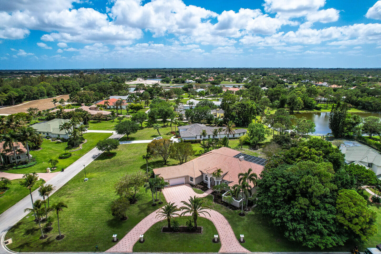 STONEWAL ESTATES - Residential