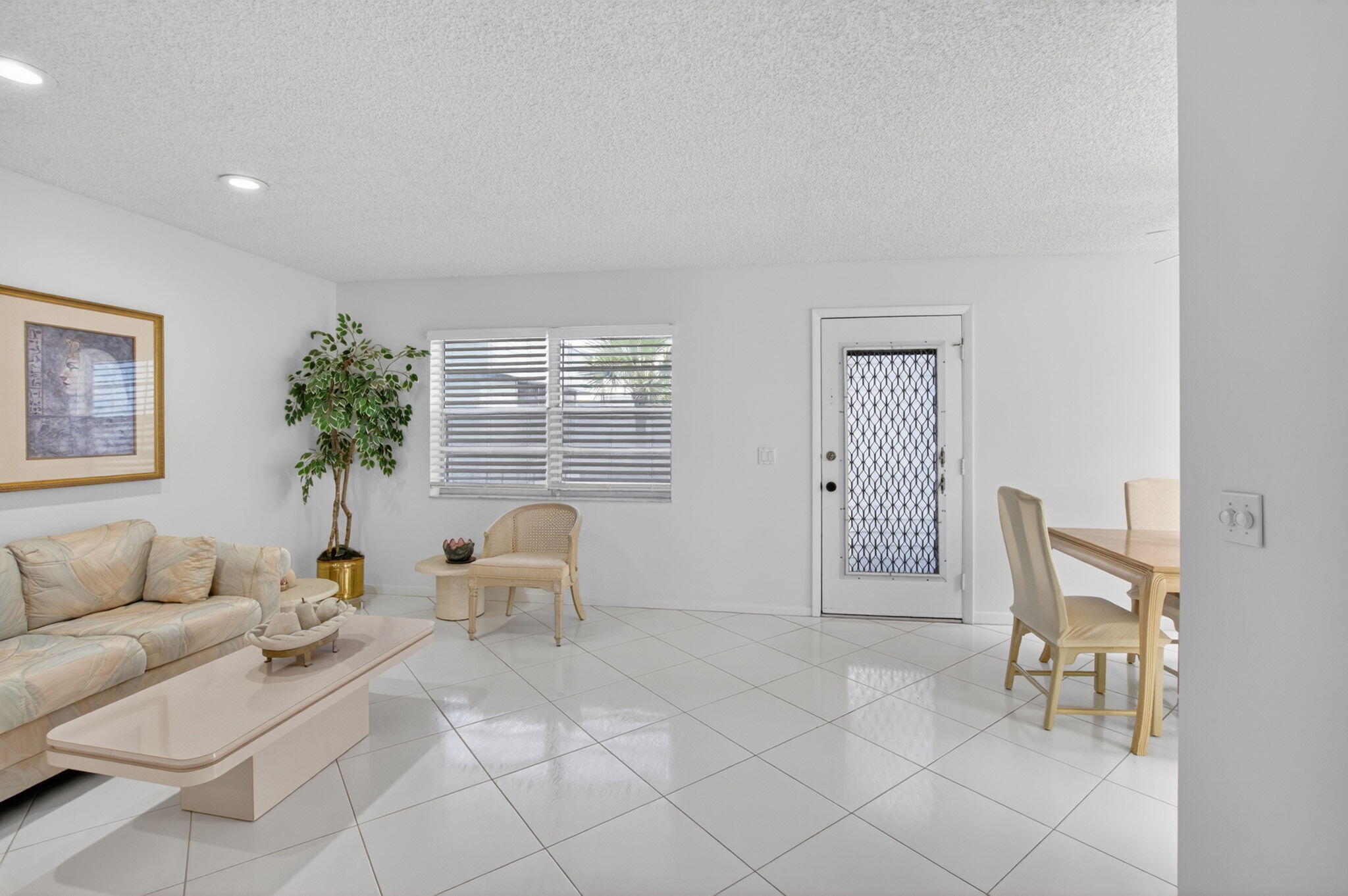 KINGS POINT NORMANDY CONDOS - Residential