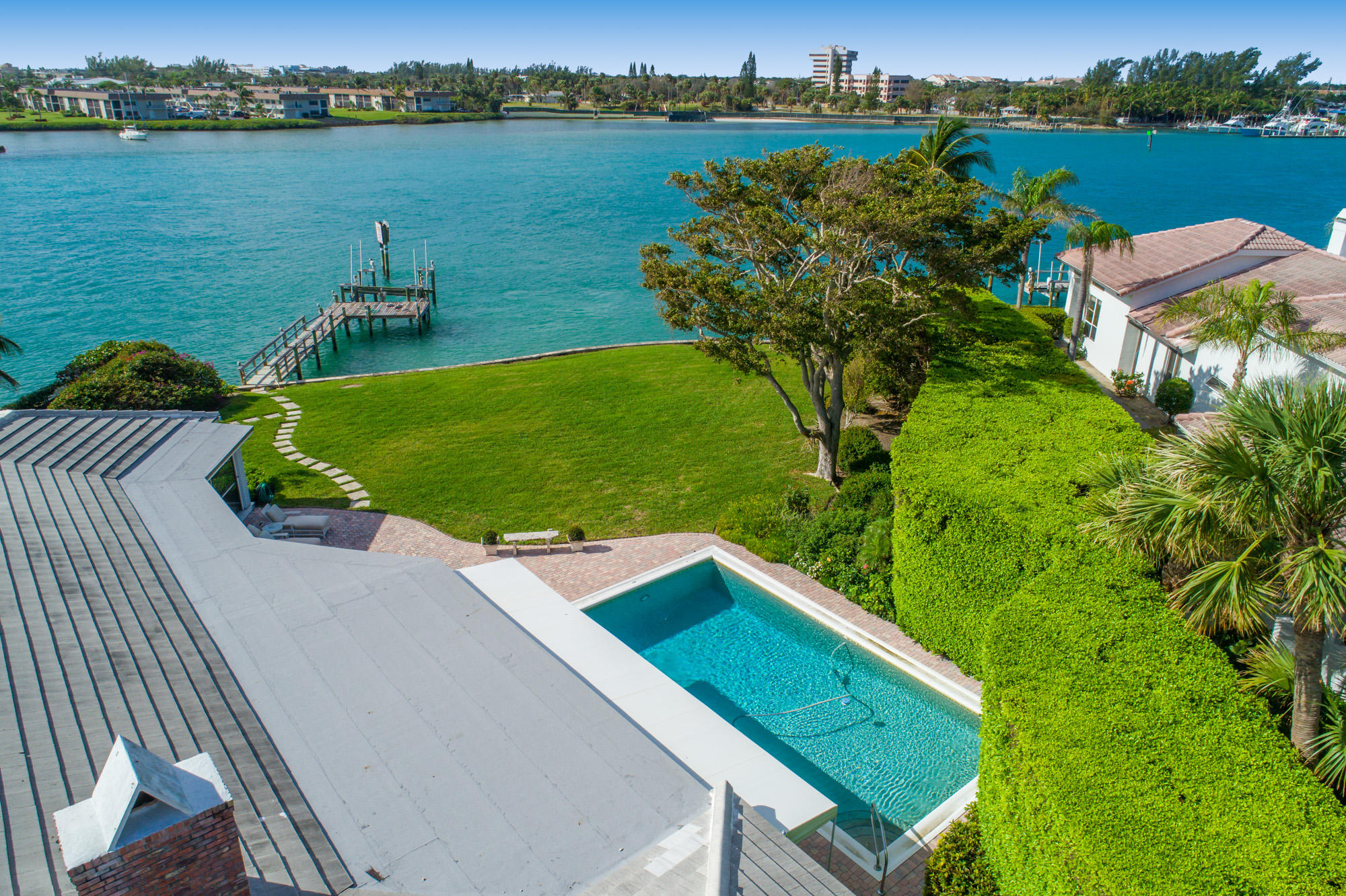 JUPITER INLET COLONY - Residential