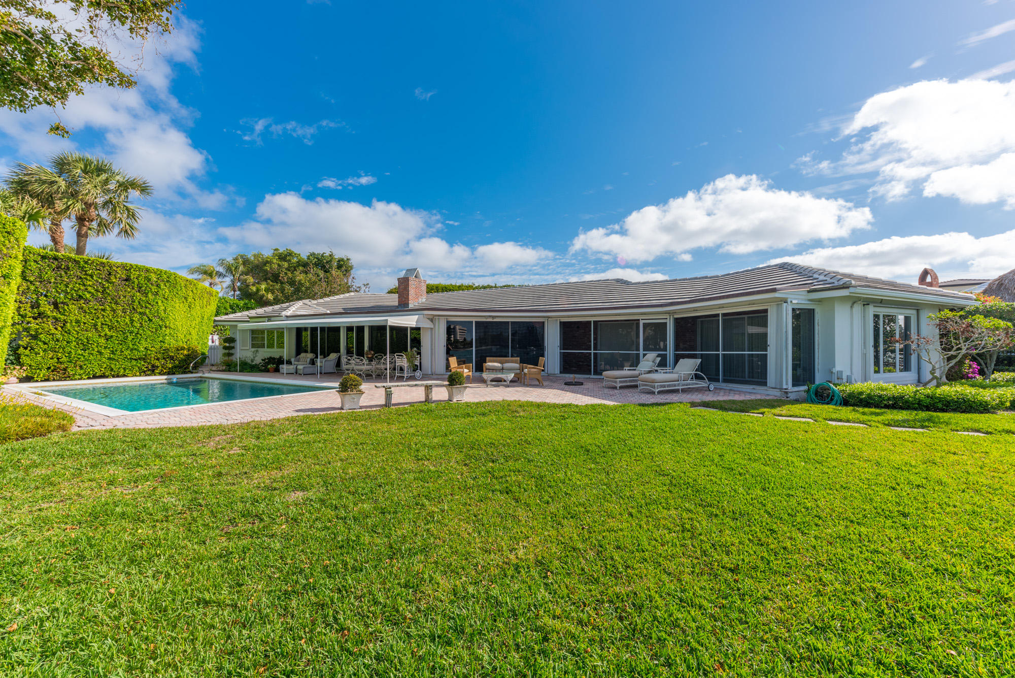 JUPITER INLET COLONY - Residential