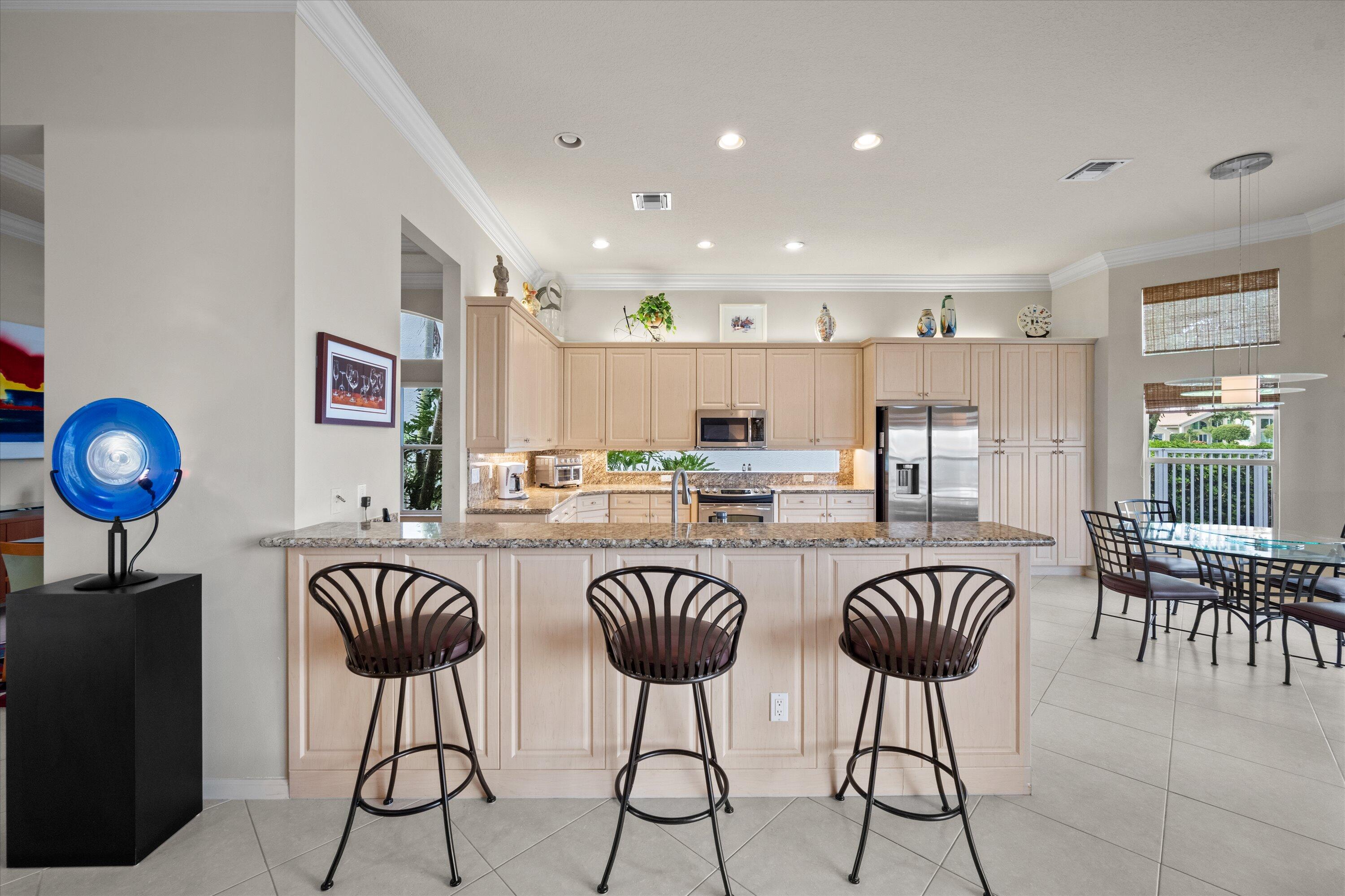 VALENCIA PALMS 3 - Residential